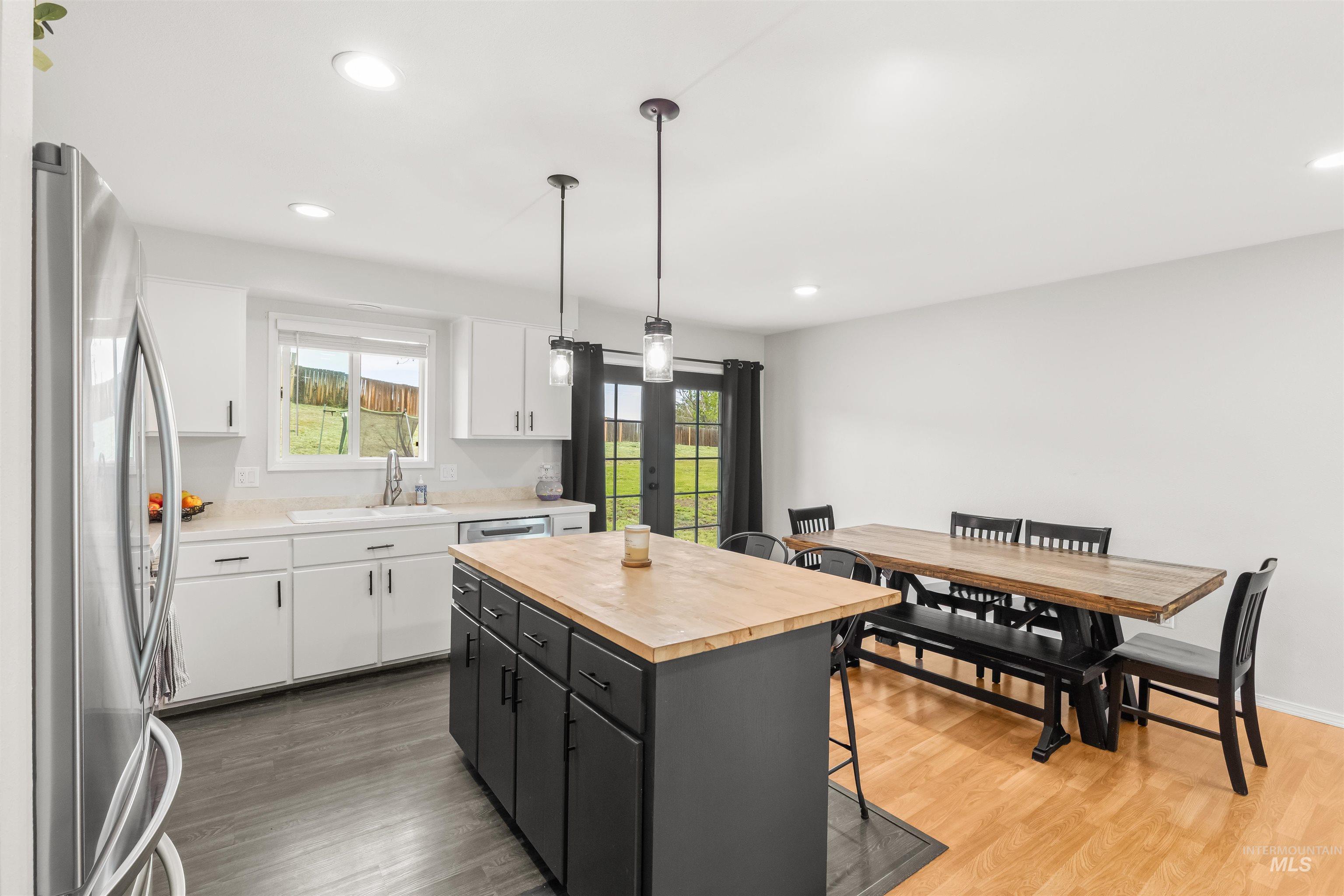 1224 Toby Court, Clarkston, Washington 99403, 4 Bedrooms, 3 Bathrooms, Residential For Sale, Price $450,000,MLS 98982812