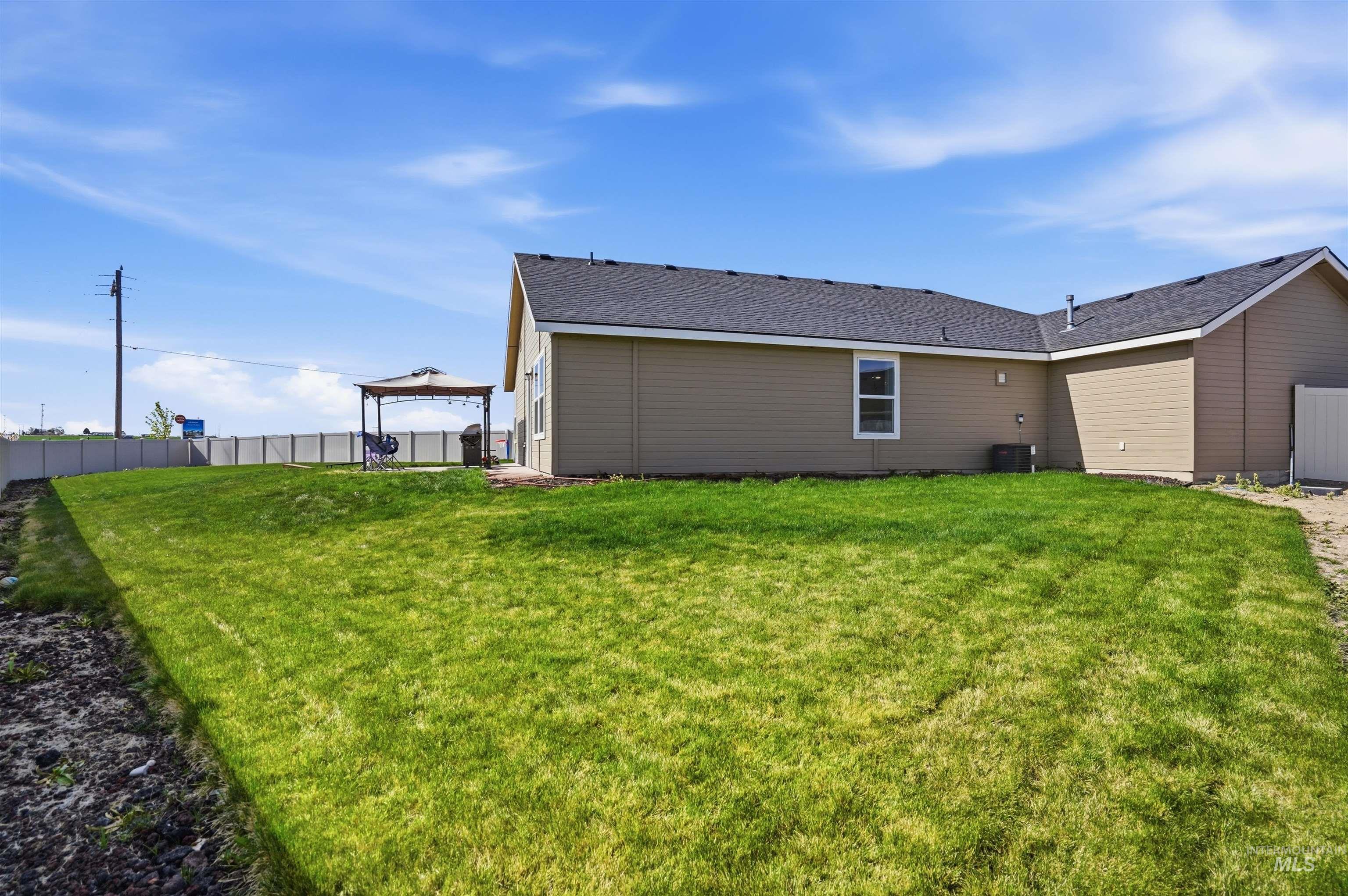 15038 Cumulus Place, Caldwell, Idaho 83607, 3 Bedrooms, 2 Bathrooms, Residential For Sale, Price $400,000,MLS 98982813