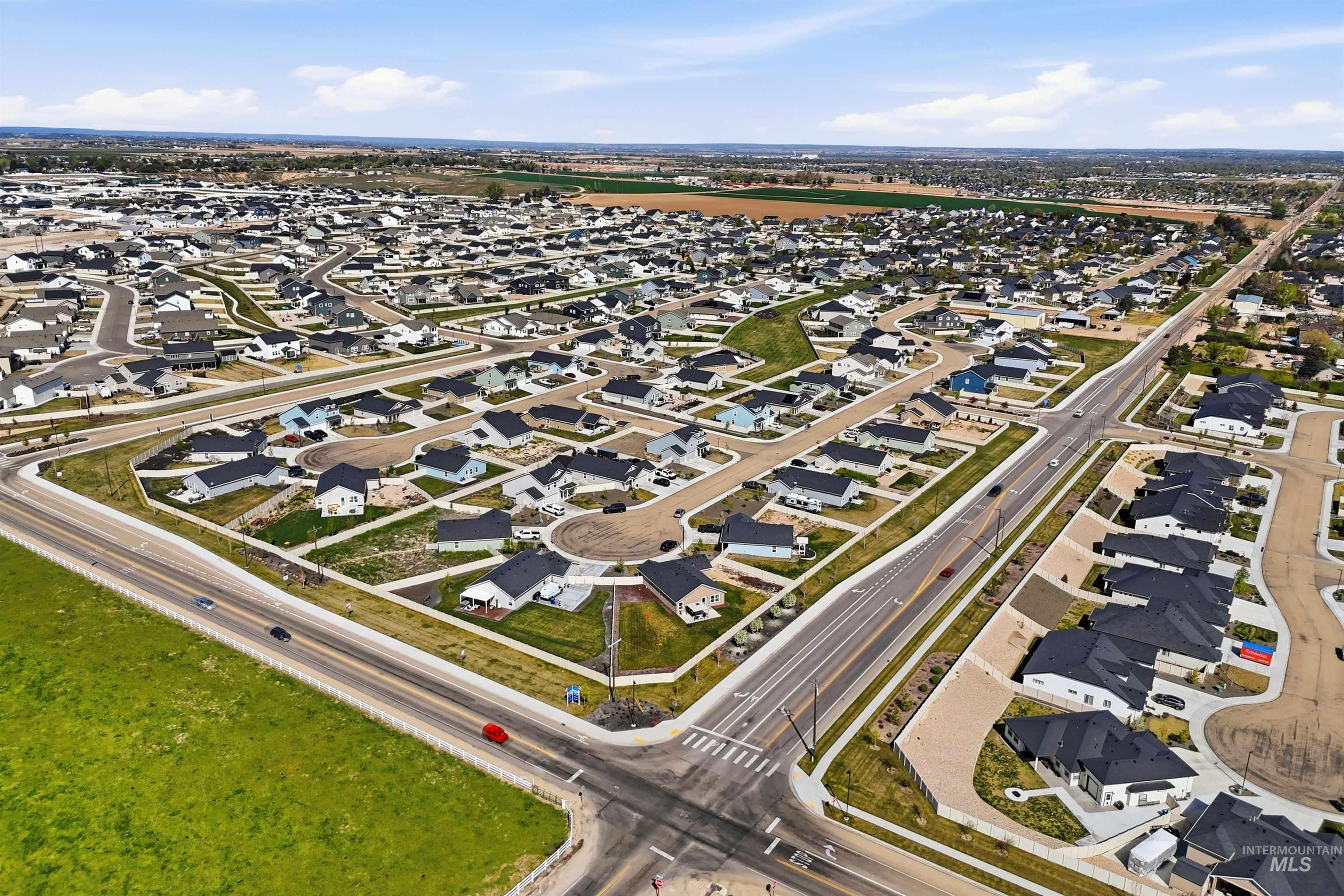 15038 Cumulus Place, Caldwell, Idaho 83607, 3 Bedrooms, 2 Bathrooms, Residential For Sale, Price $400,000,MLS 98982813