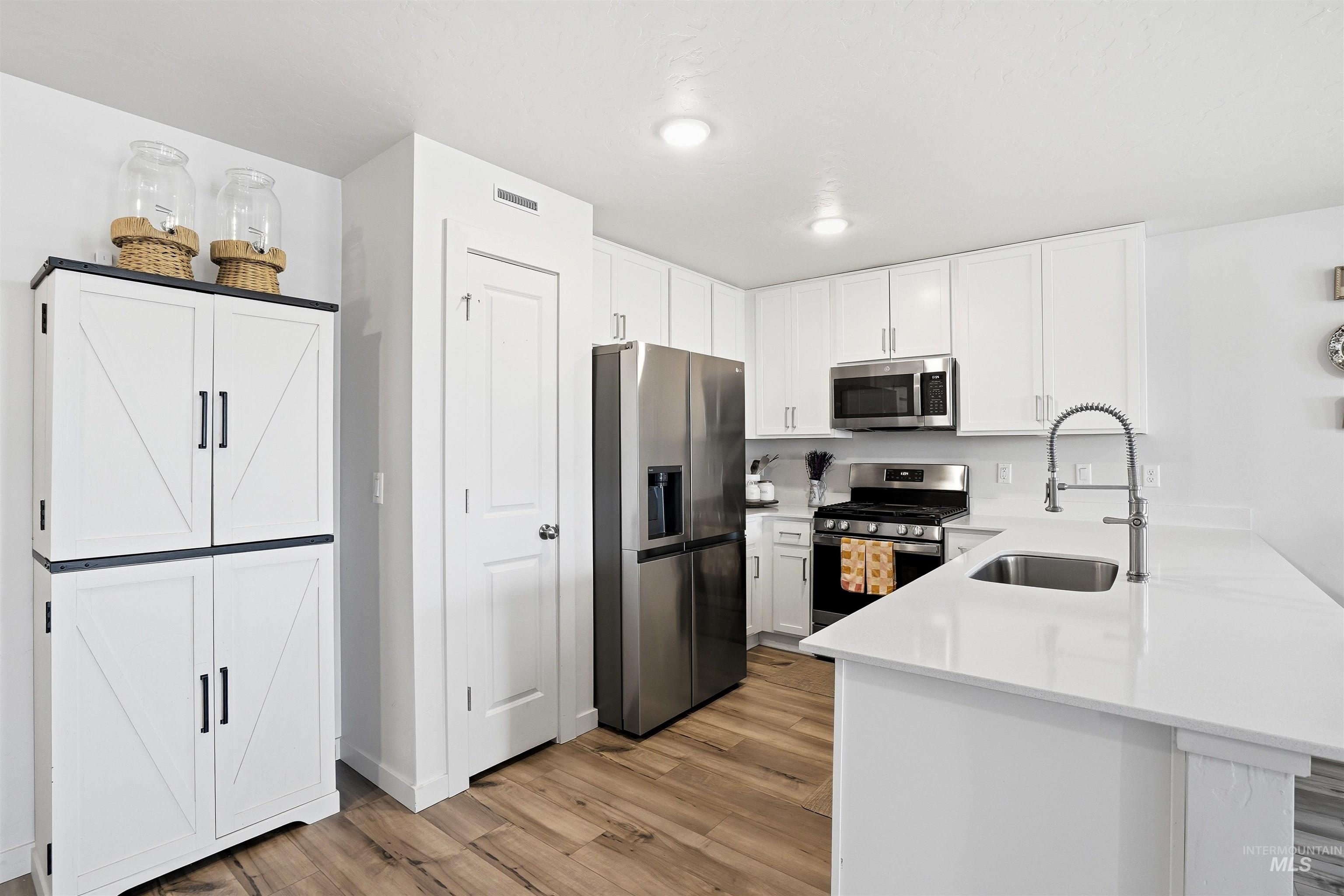 15038 Cumulus Place, Caldwell, Idaho 83607, 3 Bedrooms, 2 Bathrooms, Residential For Sale, Price $400,000,MLS 98982813