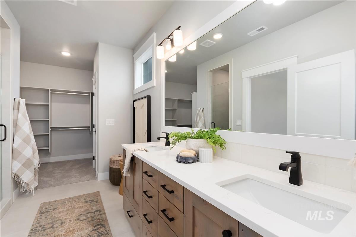 6619 W Mattawa Dr, Meridian, Idaho 83646, 4 Bedrooms, 3.5 Bathrooms, Residential For Sale, Price $699,900,MLS 98982814