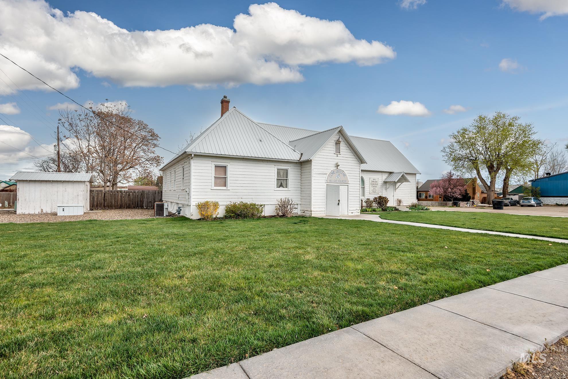 404 N 3rd, Nyssa, Oregon 97913, 2 Bathrooms, Residential For Sale, Price $250,000,MLS 98982815