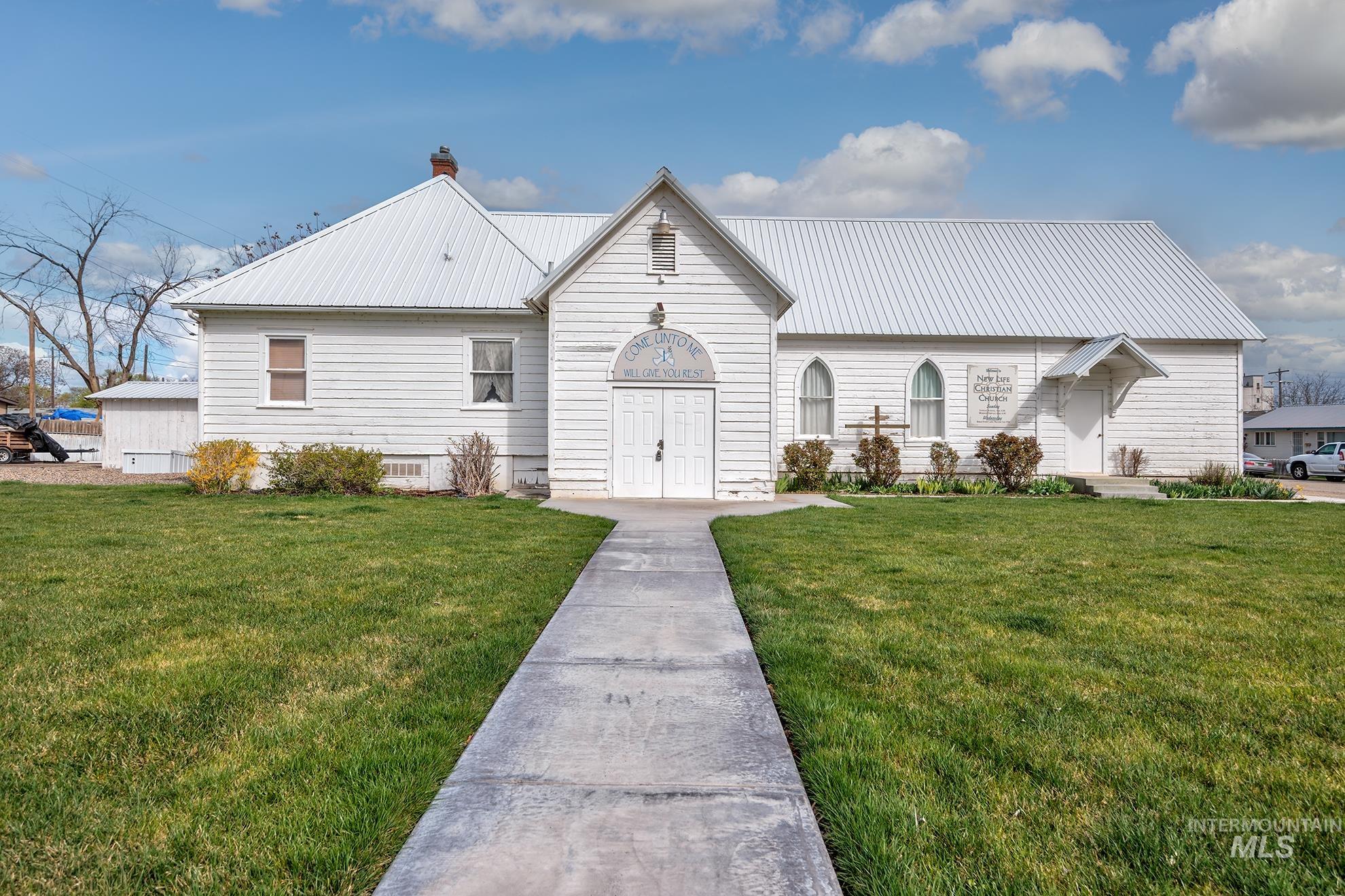 404 N 3rd, Nyssa, Oregon 97913, 2 Bathrooms, Residential For Sale, Price $250,000,MLS 98982815