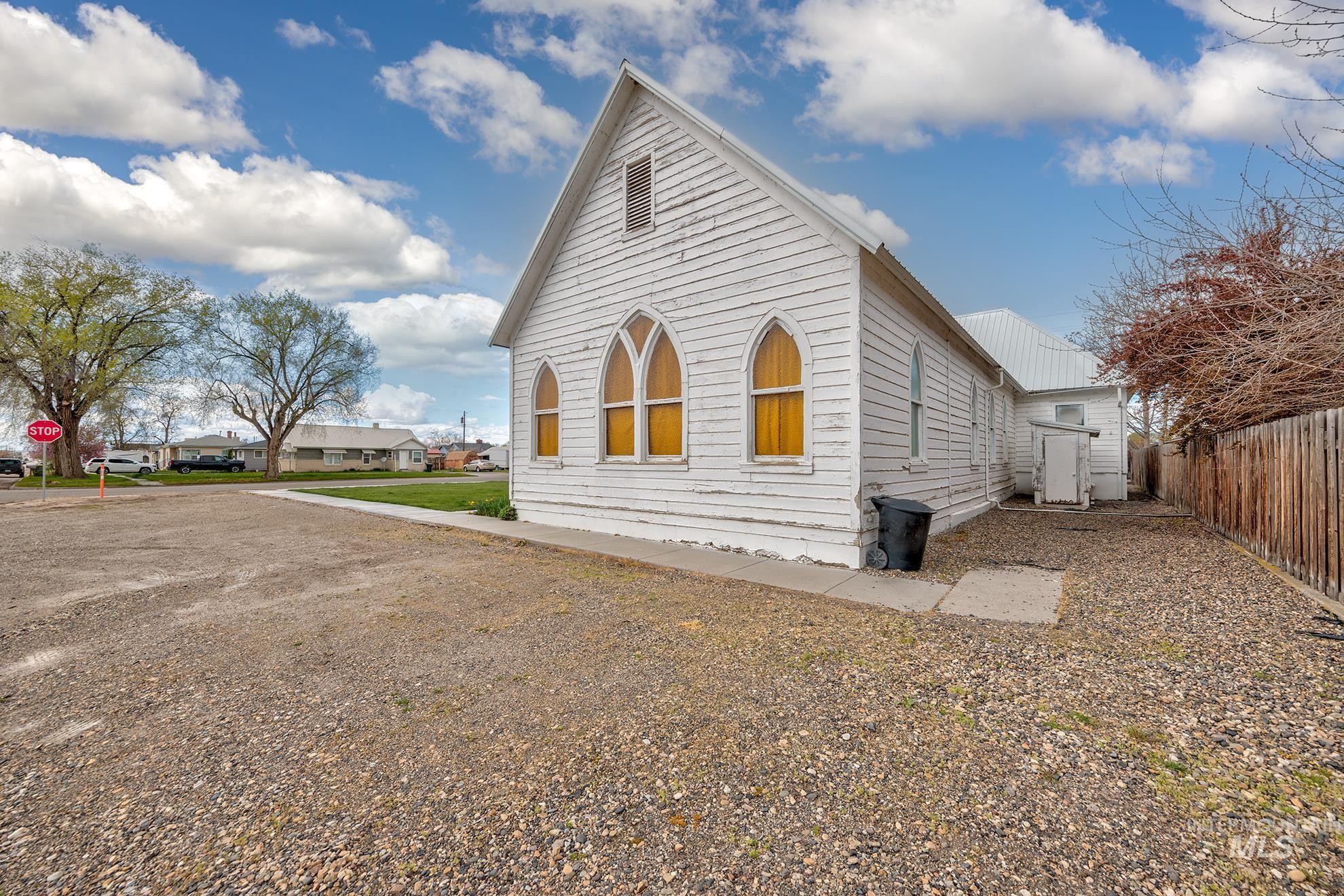 404 N 3rd, Nyssa, Oregon 97913, 2 Bathrooms, Residential For Sale, Price $250,000,MLS 98982815