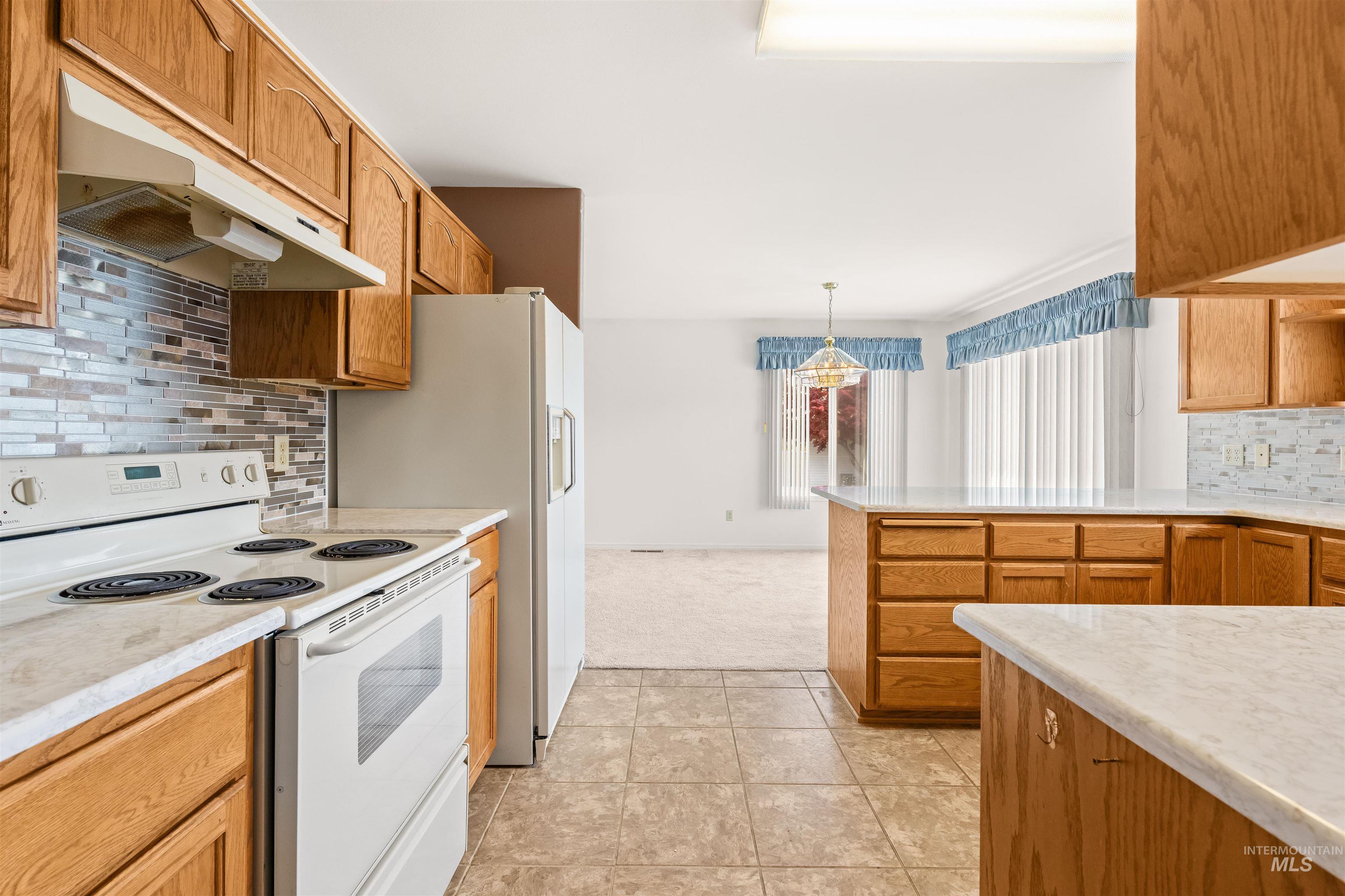 933 Cypress Court, Lewiston, Idaho 83501, 3 Bedrooms, 2 Bathrooms, Residential For Sale, Price $394,000, 98982816