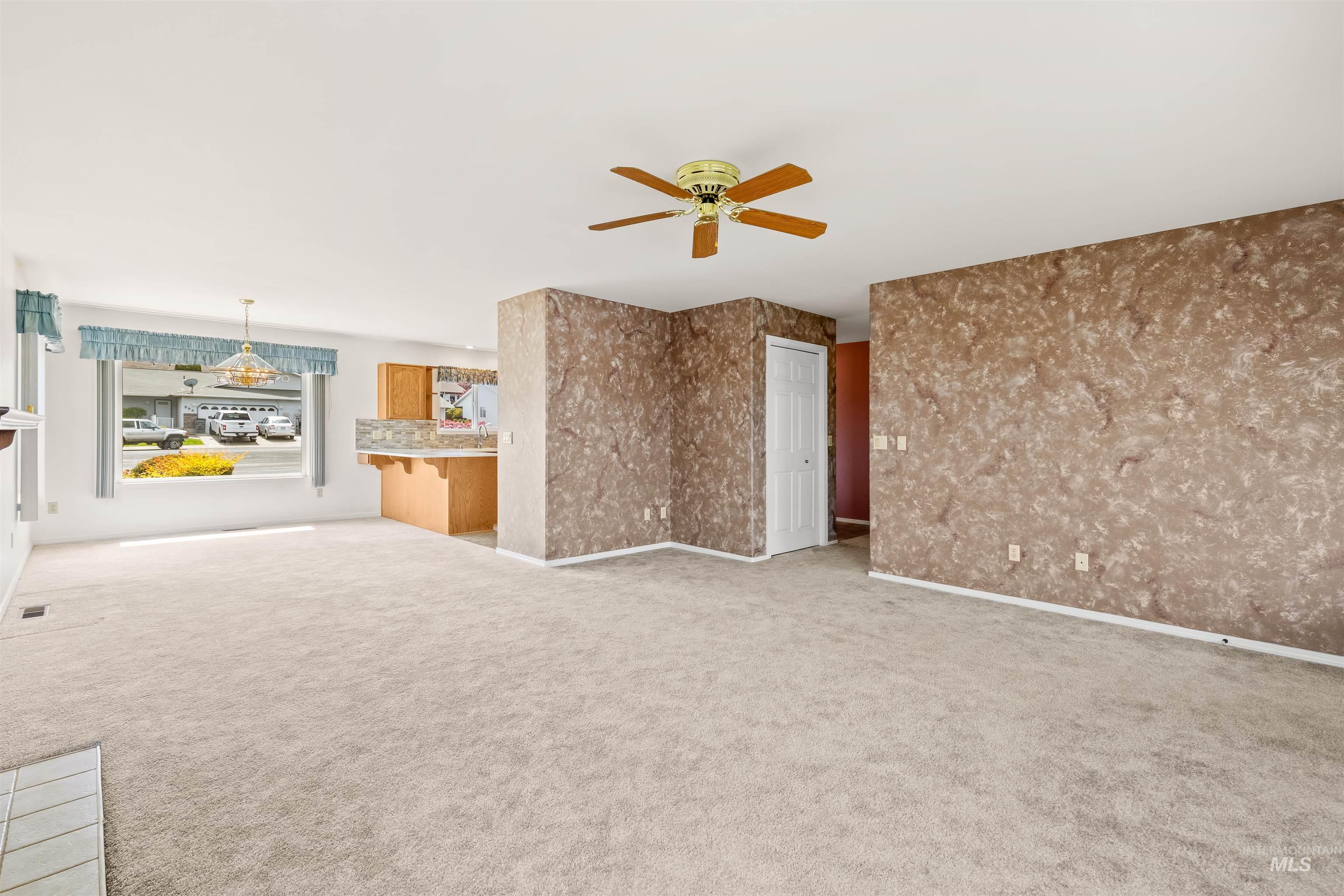 933 Cypress Court, Lewiston, Idaho 83501, 3 Bedrooms, 2 Bathrooms, Residential For Sale, Price $394,000, 98982816