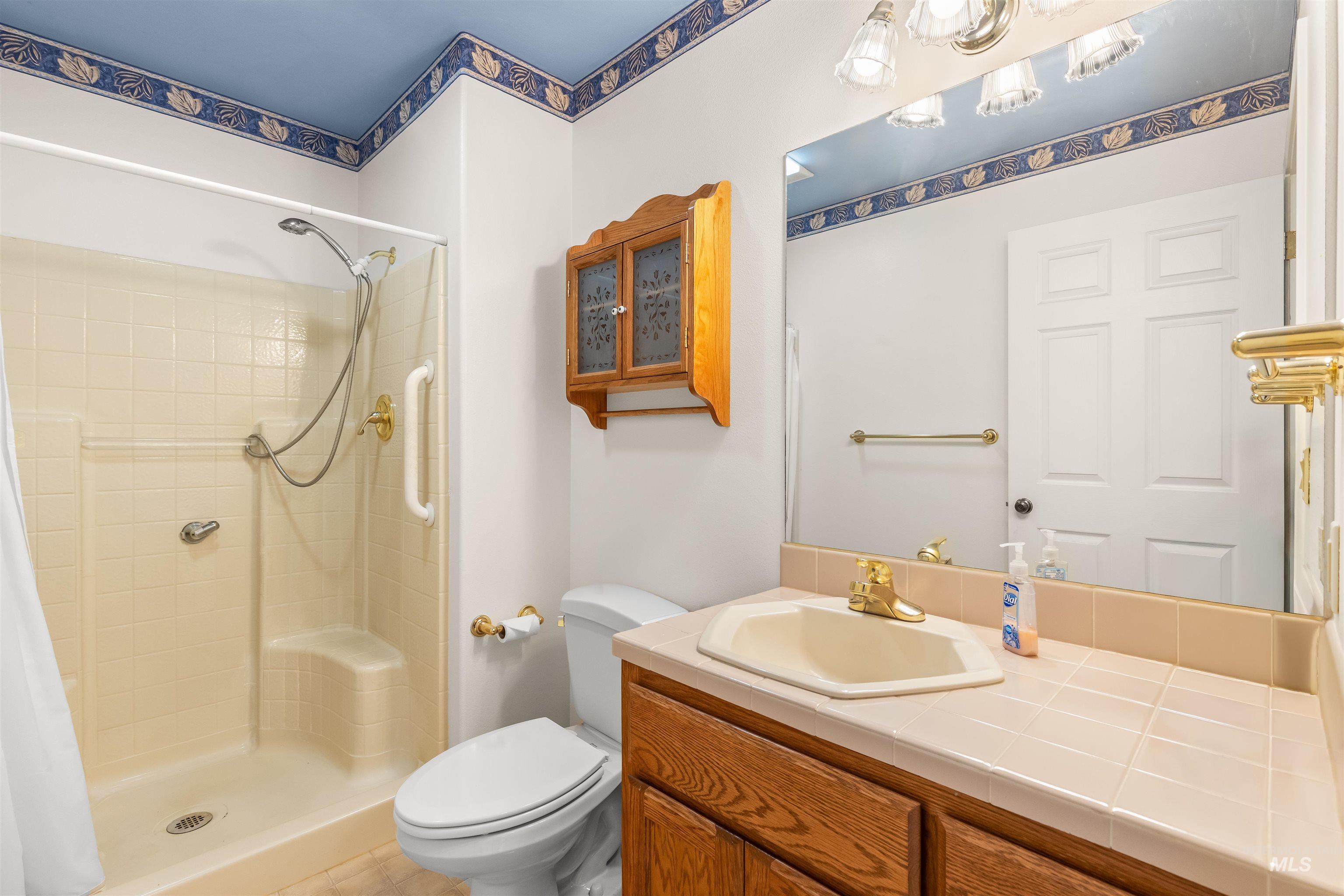 933 Cypress Court, Lewiston, Idaho 83501, 3 Bedrooms, 2 Bathrooms, Residential For Sale, Price $394,000, 98982816