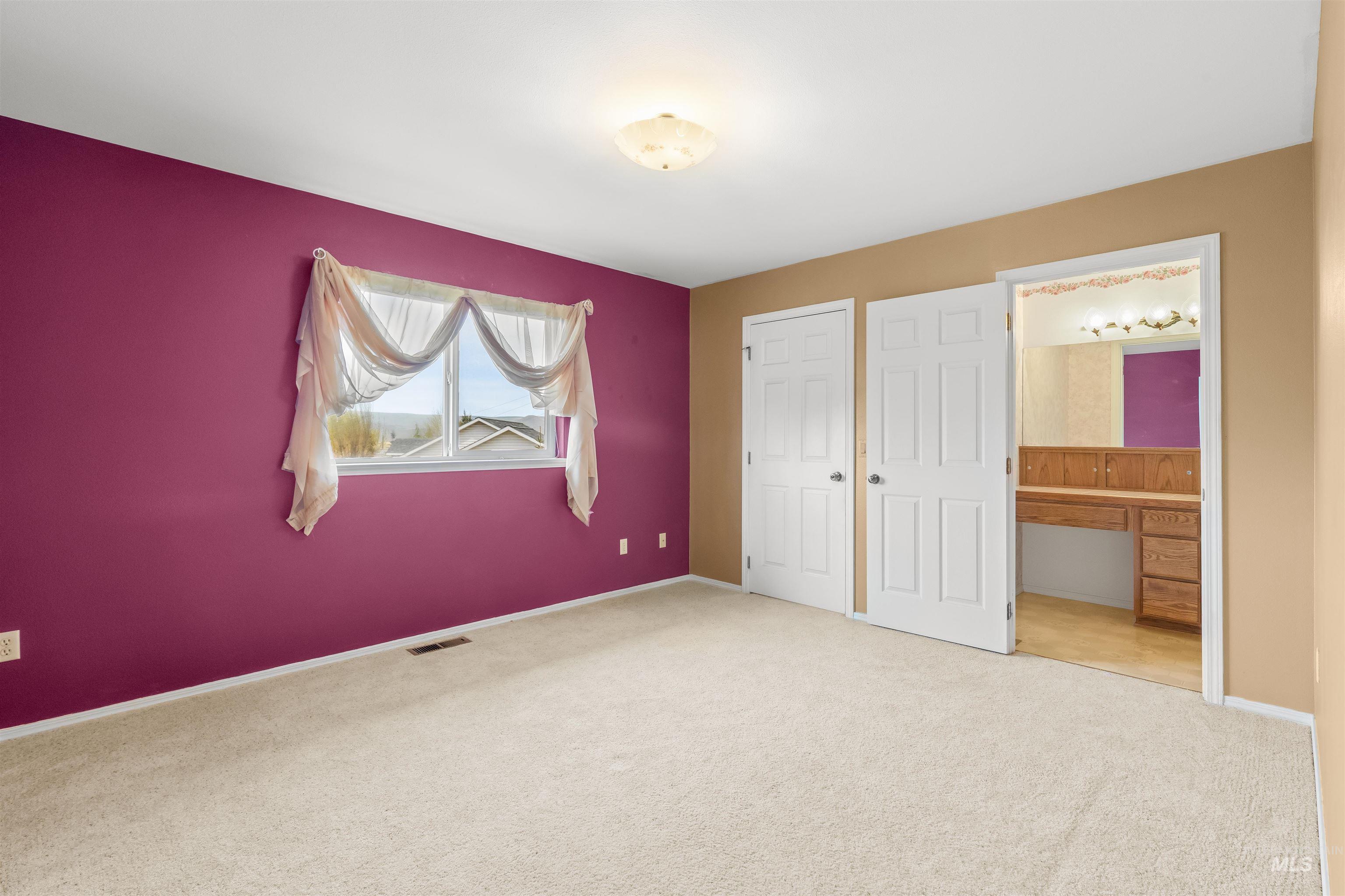 933 Cypress Court, Lewiston, Idaho 83501, 3 Bedrooms, 2 Bathrooms, Residential For Sale, Price $394,000, 98982816