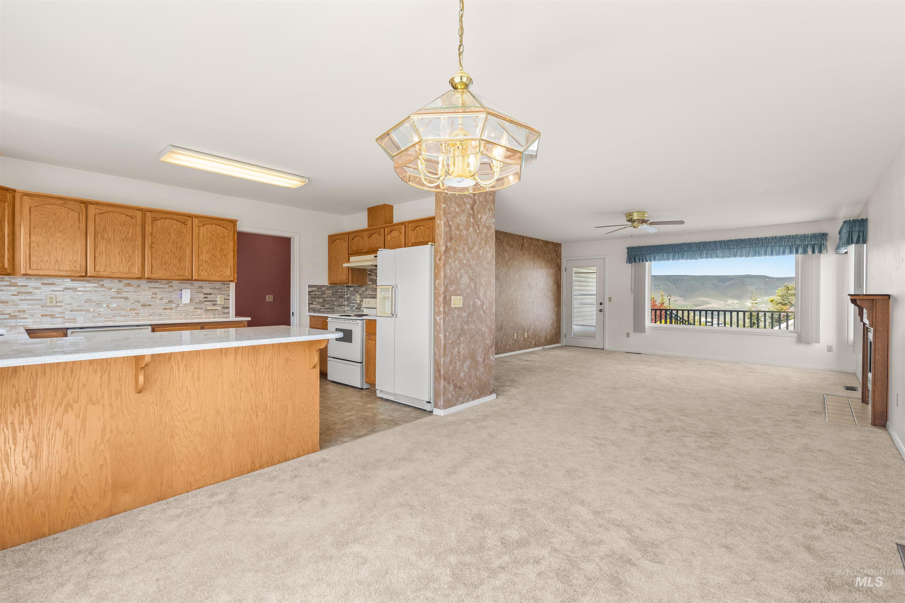 933 Cypress Court, Lewiston, Idaho 83501, 3 Bedrooms, 2 Bathrooms, Residential For Sale, Price $394,000, 98982816