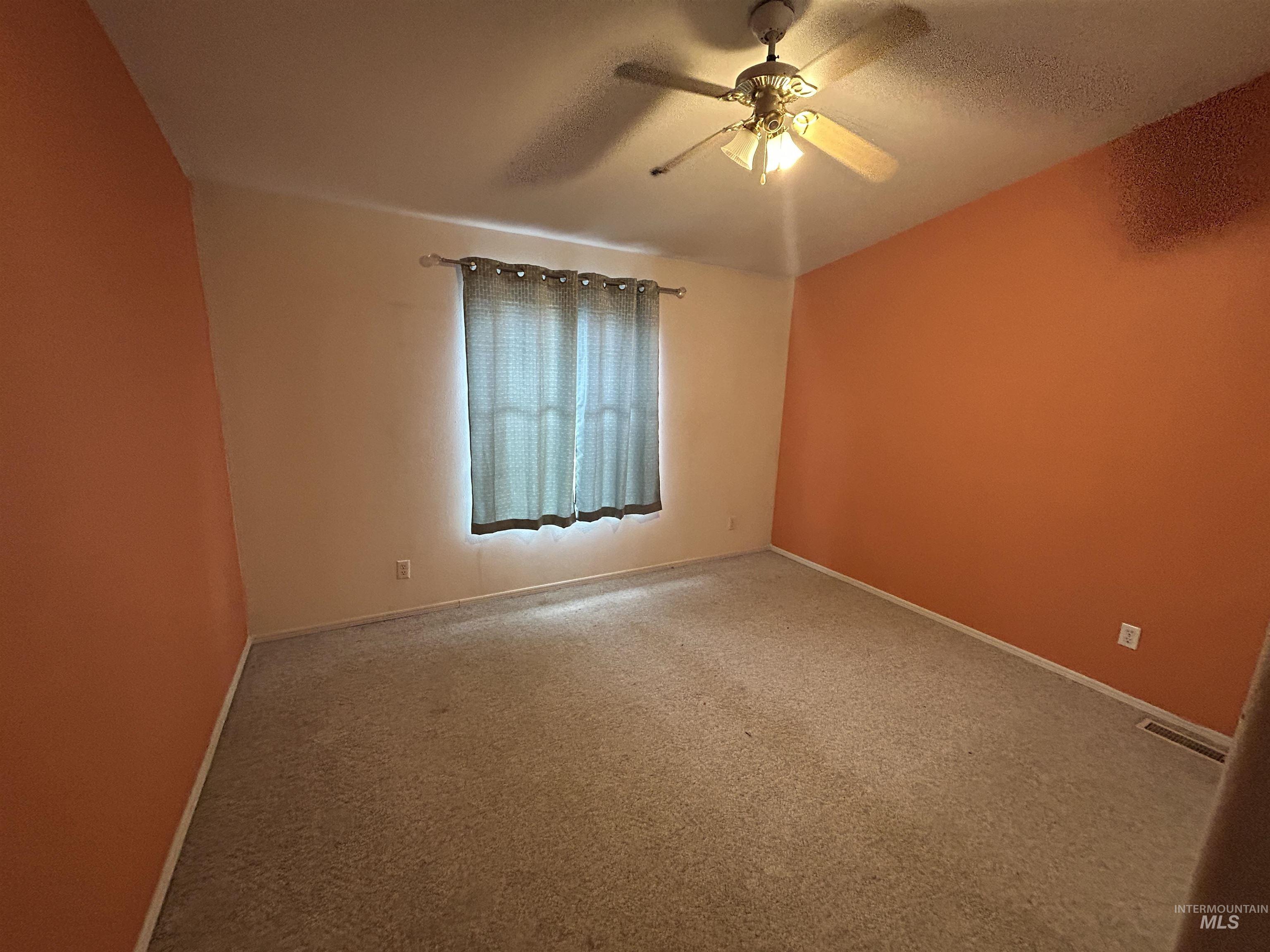 2115 6th Ave., Clarkston, Washington 99403, 3 Bedrooms, 2 Bathrooms, Residential For Sale, Price $164,900,MLS 98982817