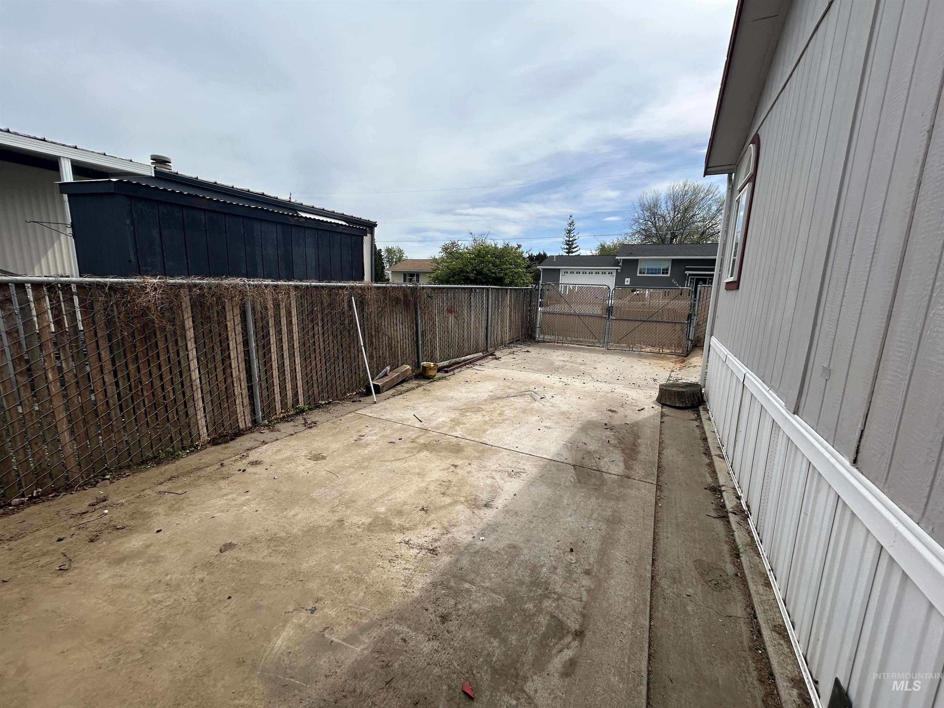 2115 6th Ave., Clarkston, Washington 99403, 3 Bedrooms, 2 Bathrooms, Residential For Sale, Price $164,900,MLS 98982817