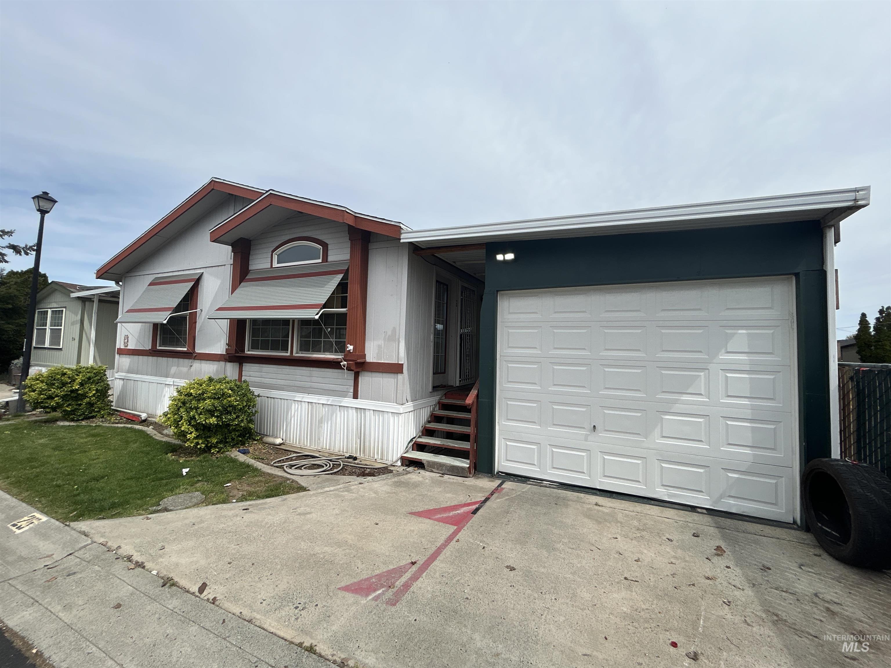 2115 6th Ave., Clarkston, Washington 99403, 3 Bedrooms, 2 Bathrooms, Residential For Sale, Price $164,900,MLS 98982817