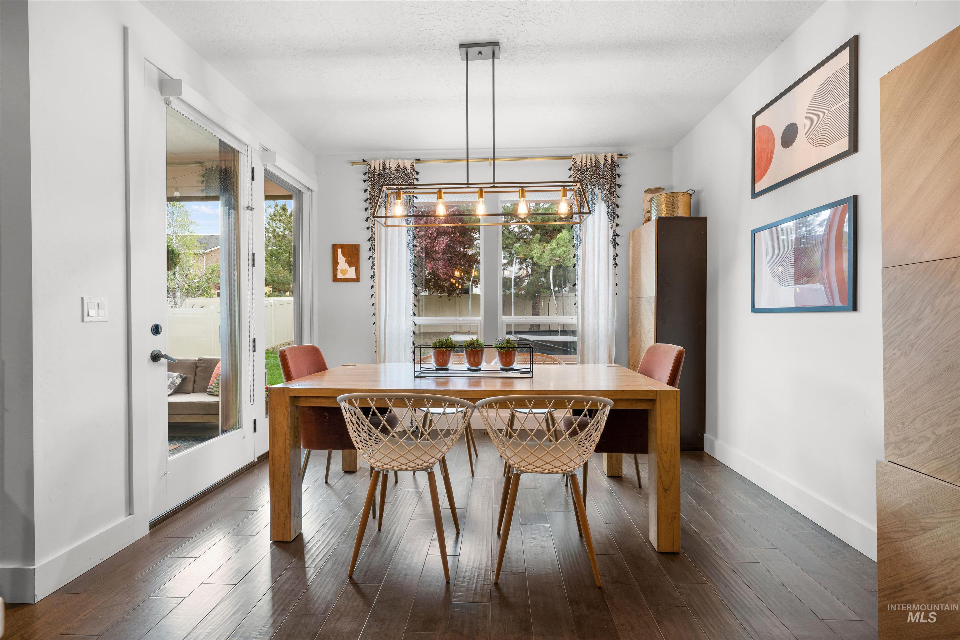 6118 W Baron Street, Boise, Idaho 83703, 5 Bedrooms, 3.5 Bathrooms, Residential For Sale, Price $925,000,MLS 98982826