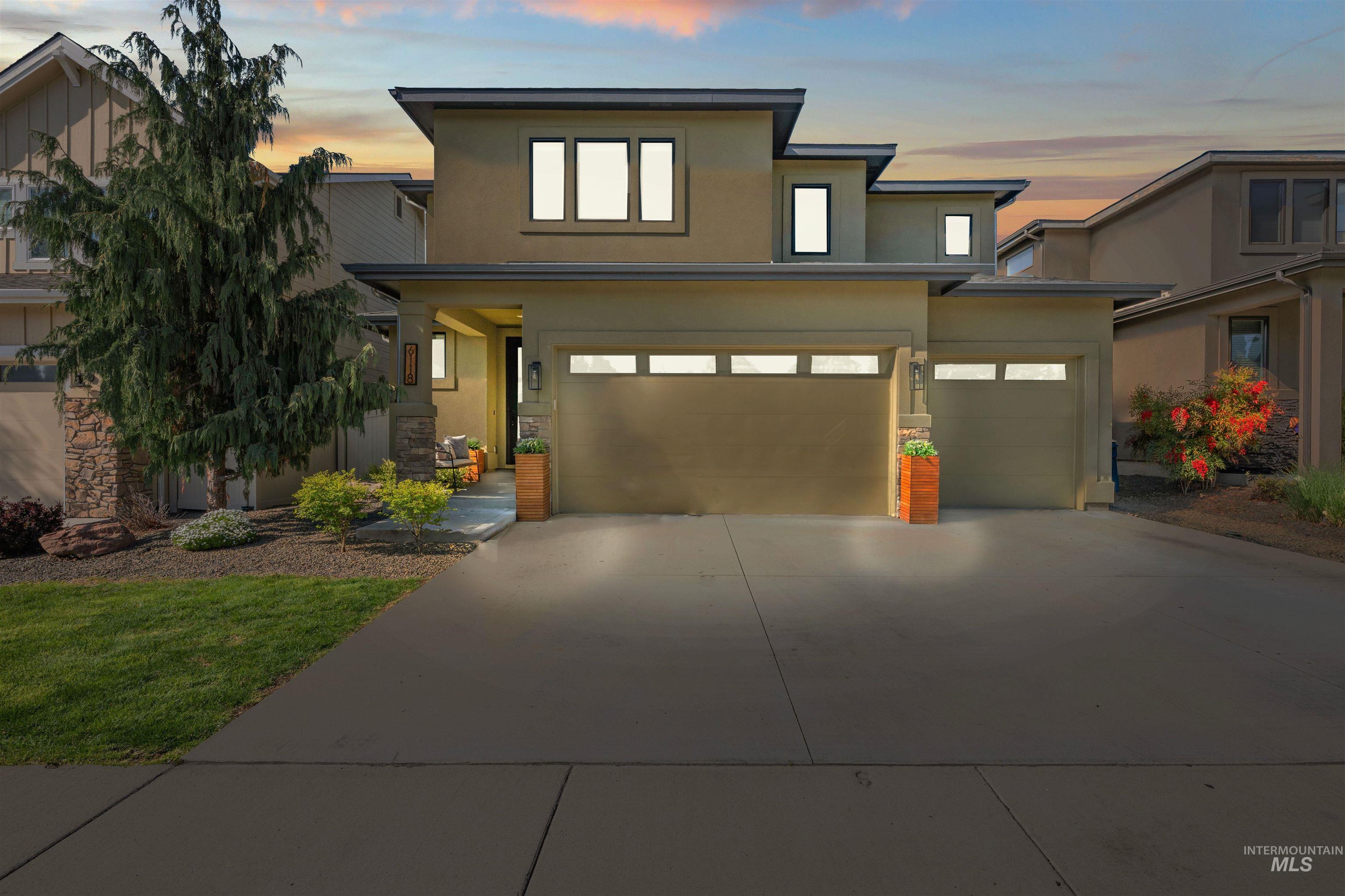 6118 W Baron Street, Boise, Idaho 83703, 5 Bedrooms, 3.5 Bathrooms, Residential For Sale, Price $925,000,MLS 98982826