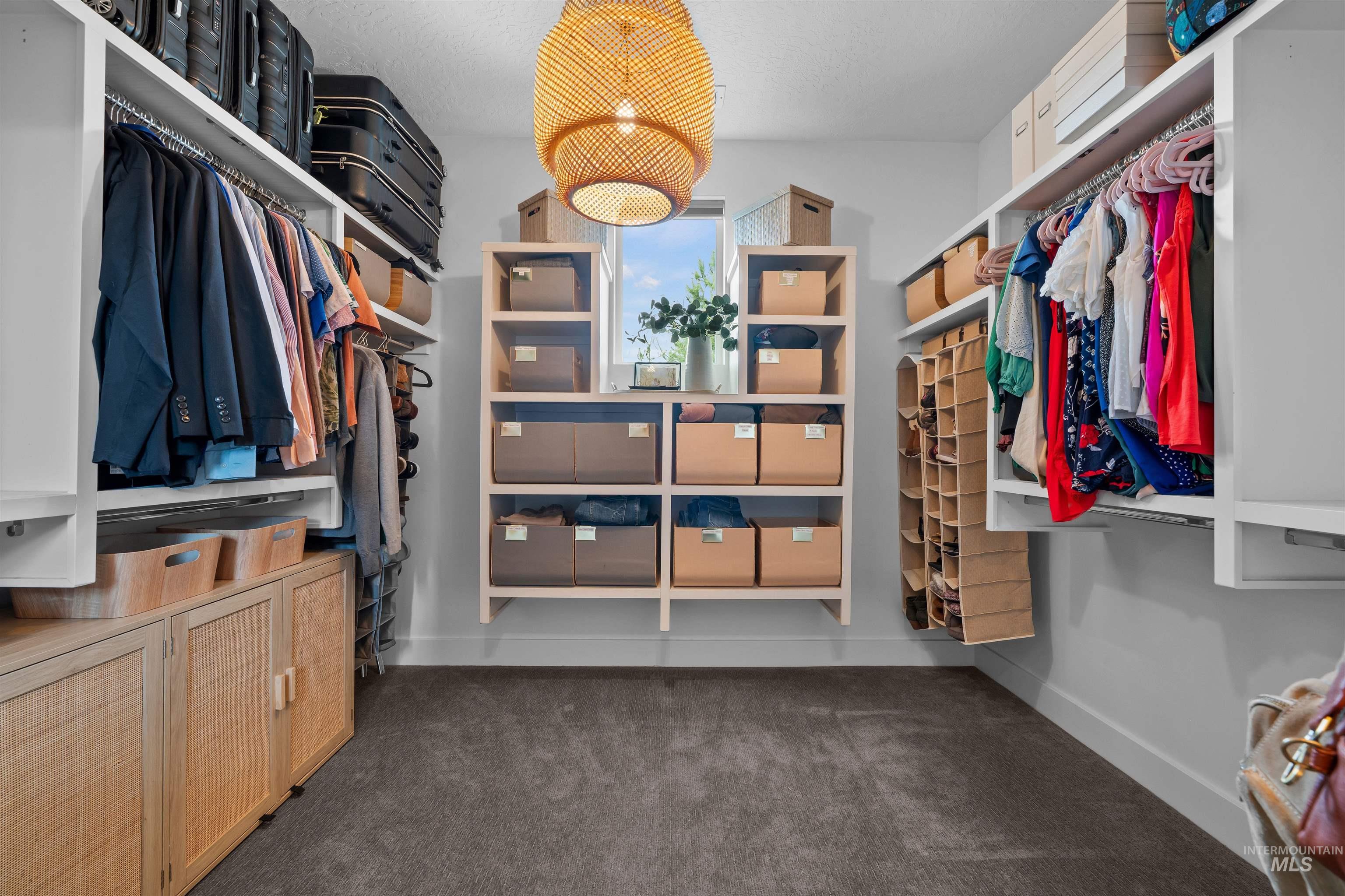 6118 W Baron Street, Boise, Idaho 83703, 5 Bedrooms, 3.5 Bathrooms, Residential For Sale, Price $925,000,MLS 98982826