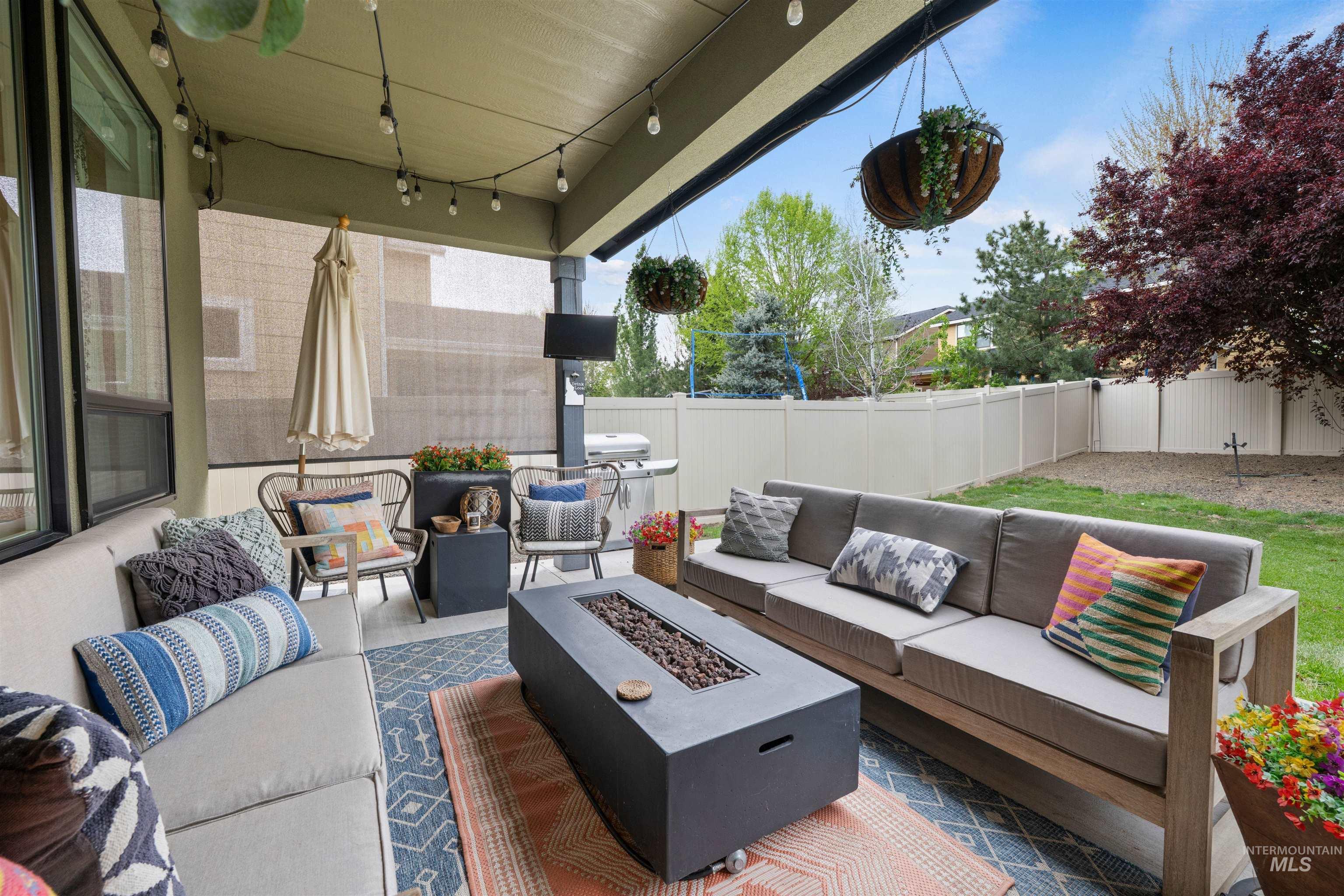 6118 W Baron Street, Boise, Idaho 83703, 5 Bedrooms, 3.5 Bathrooms, Residential For Sale, Price $925,000,MLS 98982826