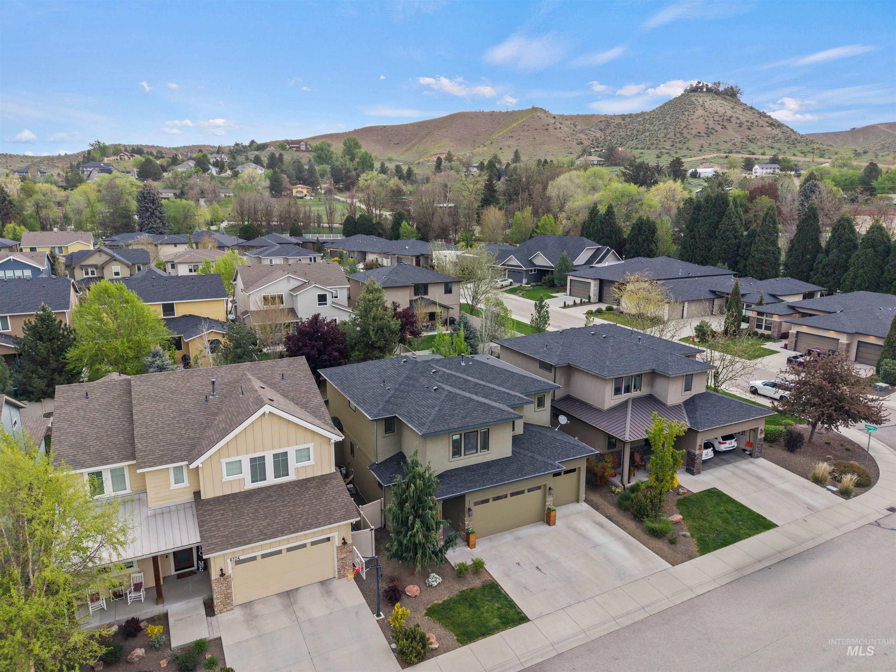 6118 W Baron Street, Boise, Idaho 83703, 5 Bedrooms, 3.5 Bathrooms, Residential For Sale, Price $925,000,MLS 98982826