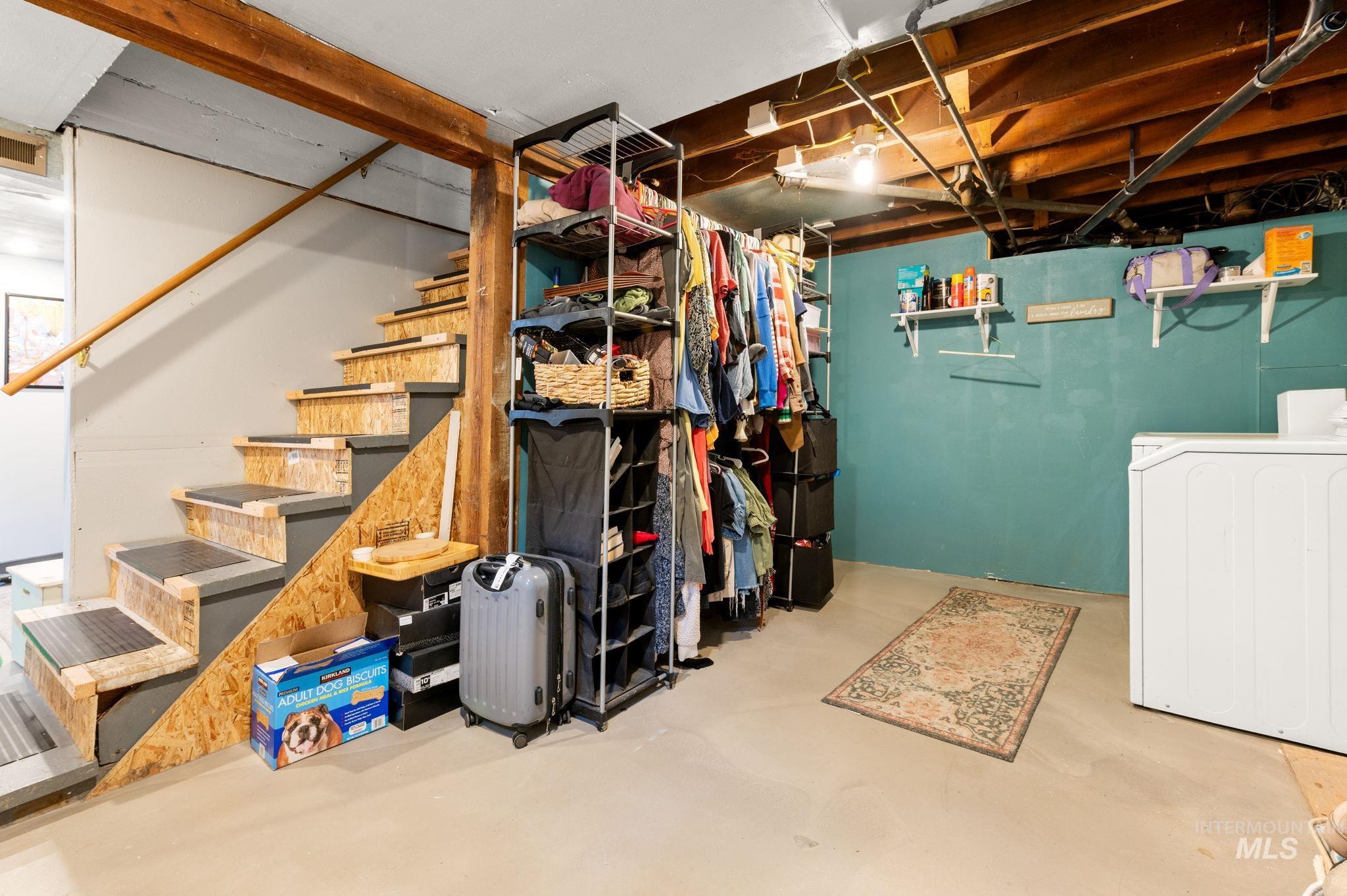 907 3rd St., Lewiston, Idaho 83501, 3 Bedrooms, 1 Bathroom, Residential For Sale, Price $319,950,MLS 98982829