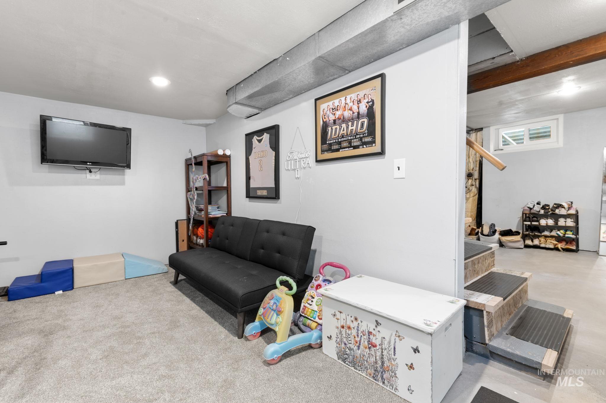 907 3rd St., Lewiston, Idaho 83501, 3 Bedrooms, 1 Bathroom, Residential For Sale, Price $319,950,MLS 98982829