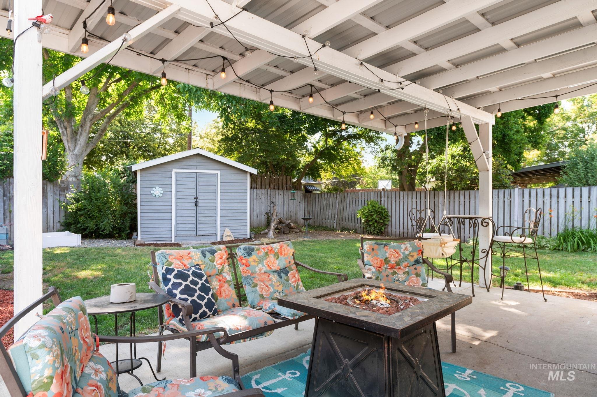 907 3rd St., Lewiston, Idaho 83501, 3 Bedrooms, 1 Bathroom, Residential For Sale, Price $319,950,MLS 98982829