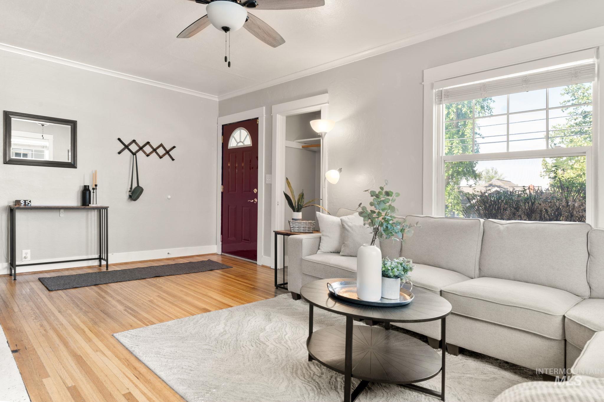 907 3rd St., Lewiston, Idaho 83501, 3 Bedrooms, 1 Bathroom, Residential For Sale, Price $319,950,MLS 98982829