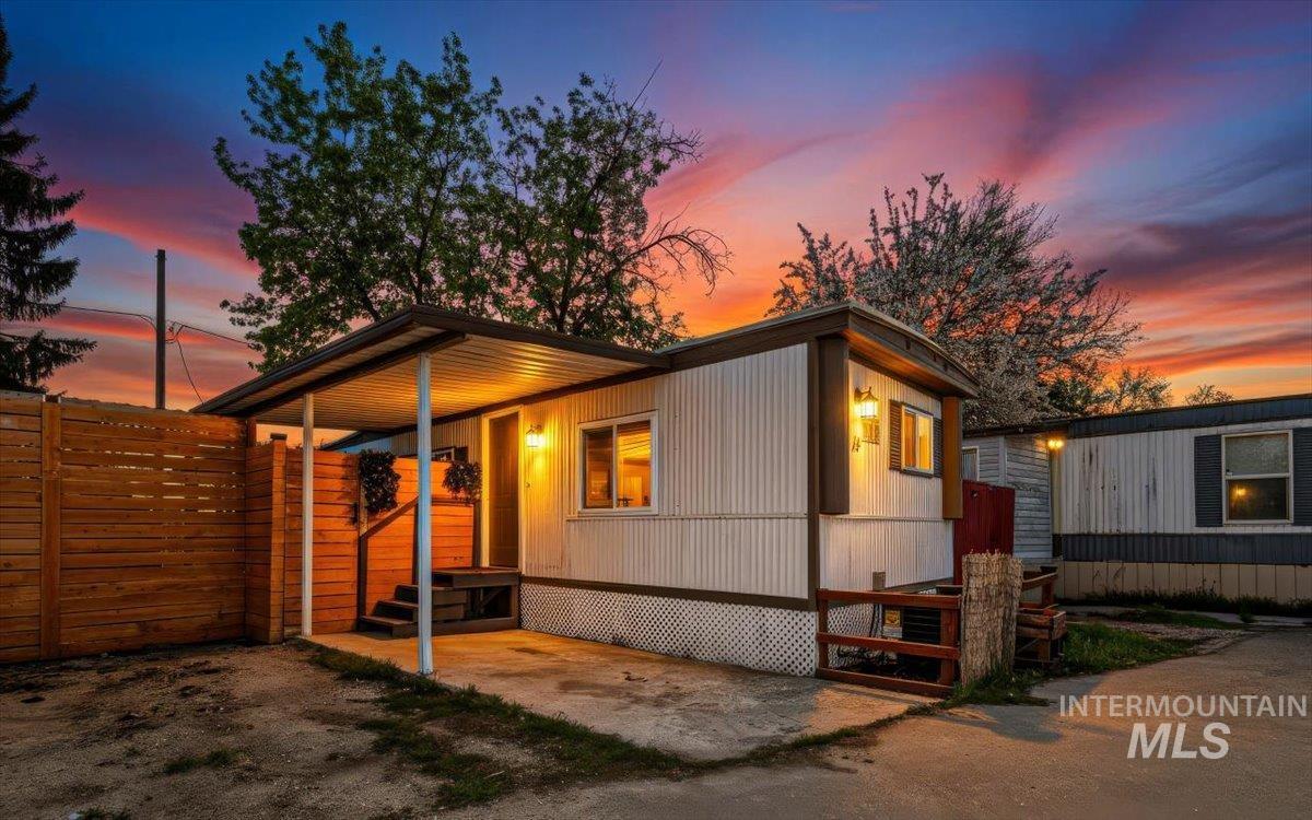 7701 W Ustick Rd, Boise, Idaho 83646, 2 Bedrooms, 1 Bathroom, Residential For Sale, Price $75,000, 98982831