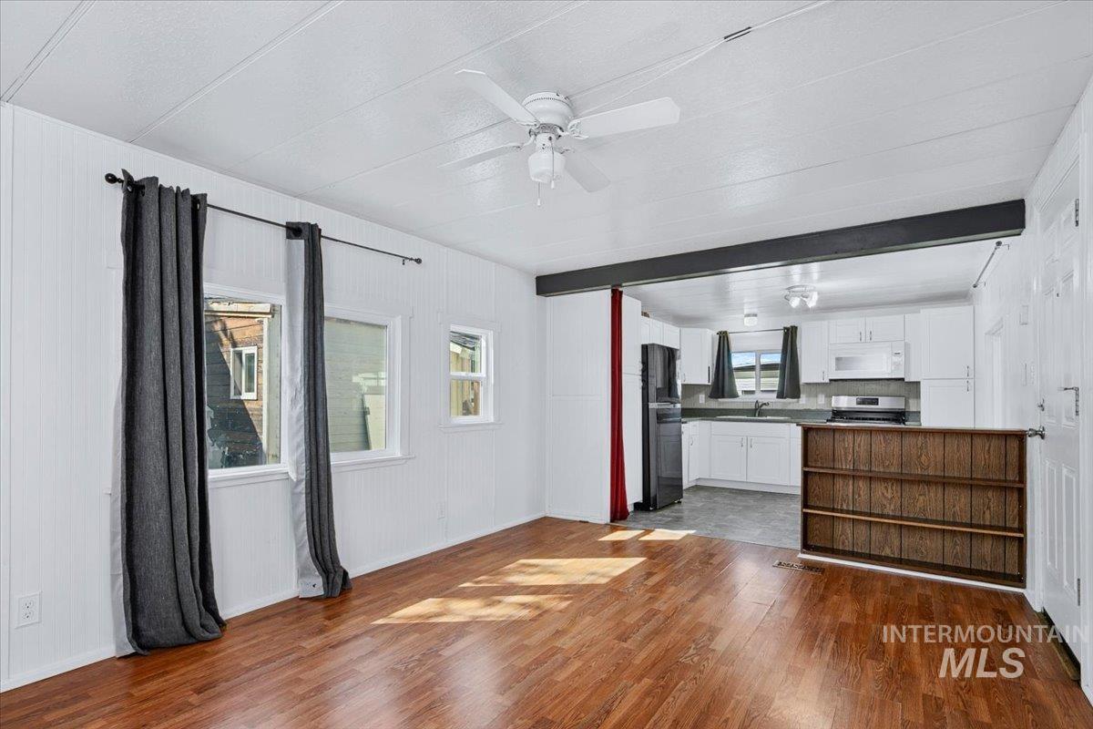 7701 W Ustick Rd, Boise, Idaho 83646, 2 Bedrooms, 1 Bathroom, Residential For Sale, Price $75,000, 98982831