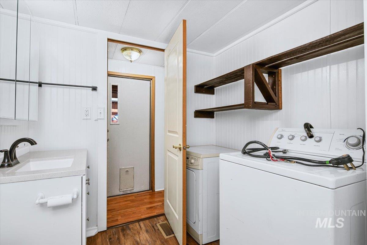 7701 W Ustick Rd, Boise, Idaho 83646, 2 Bedrooms, 1 Bathroom, Residential For Sale, Price $75,000, 98982831