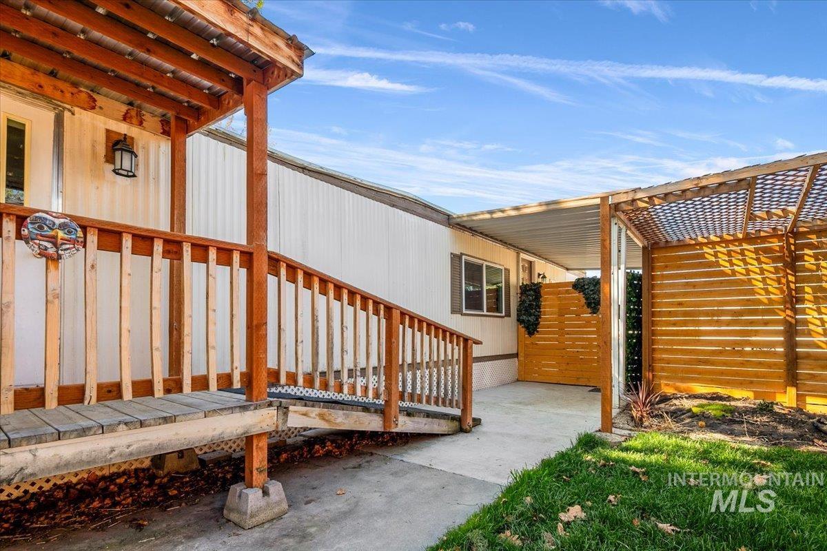 7701 W Ustick Rd, Boise, Idaho 83646, 2 Bedrooms, 1 Bathroom, Residential For Sale, Price $75,000, 98982831