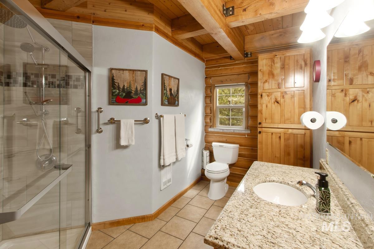 10360 Gamann Drive, Cascade, Idaho 83611, 3 Bedrooms, 4 Bathrooms, Residential For Sale, Price $1,100,000,MLS 98982834