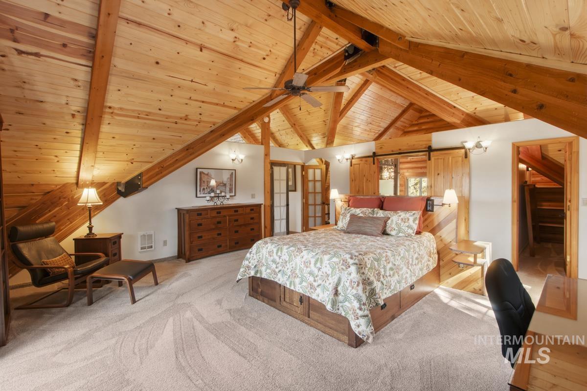 10360 Gamann Drive, Cascade, Idaho 83611, 3 Bedrooms, 4 Bathrooms, Residential For Sale, Price $1,100,000,MLS 98982834