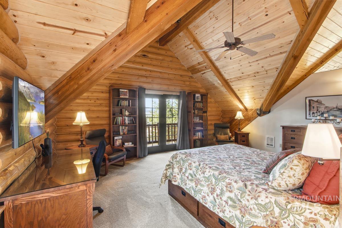 10360 Gamann Drive, Cascade, Idaho 83611, 3 Bedrooms, 4 Bathrooms, Residential For Sale, Price $1,100,000,MLS 98982834