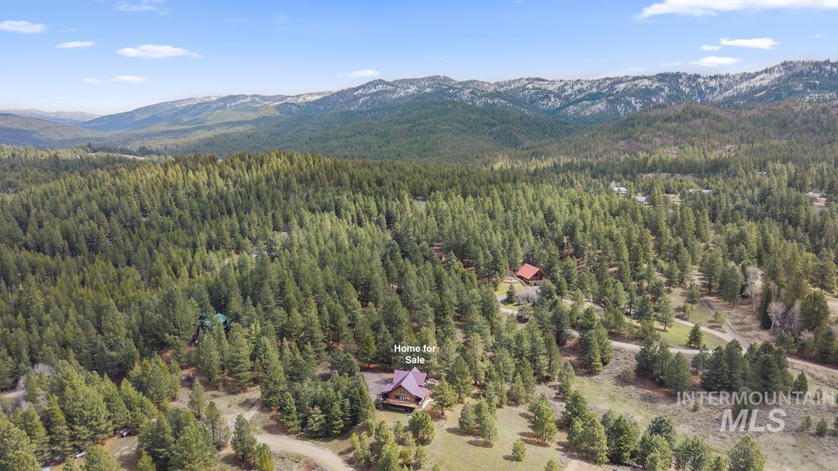 10360 Gamann Drive, Cascade, Idaho 83611, 3 Bedrooms, 4 Bathrooms, Residential For Sale, Price $1,100,000,MLS 98982834