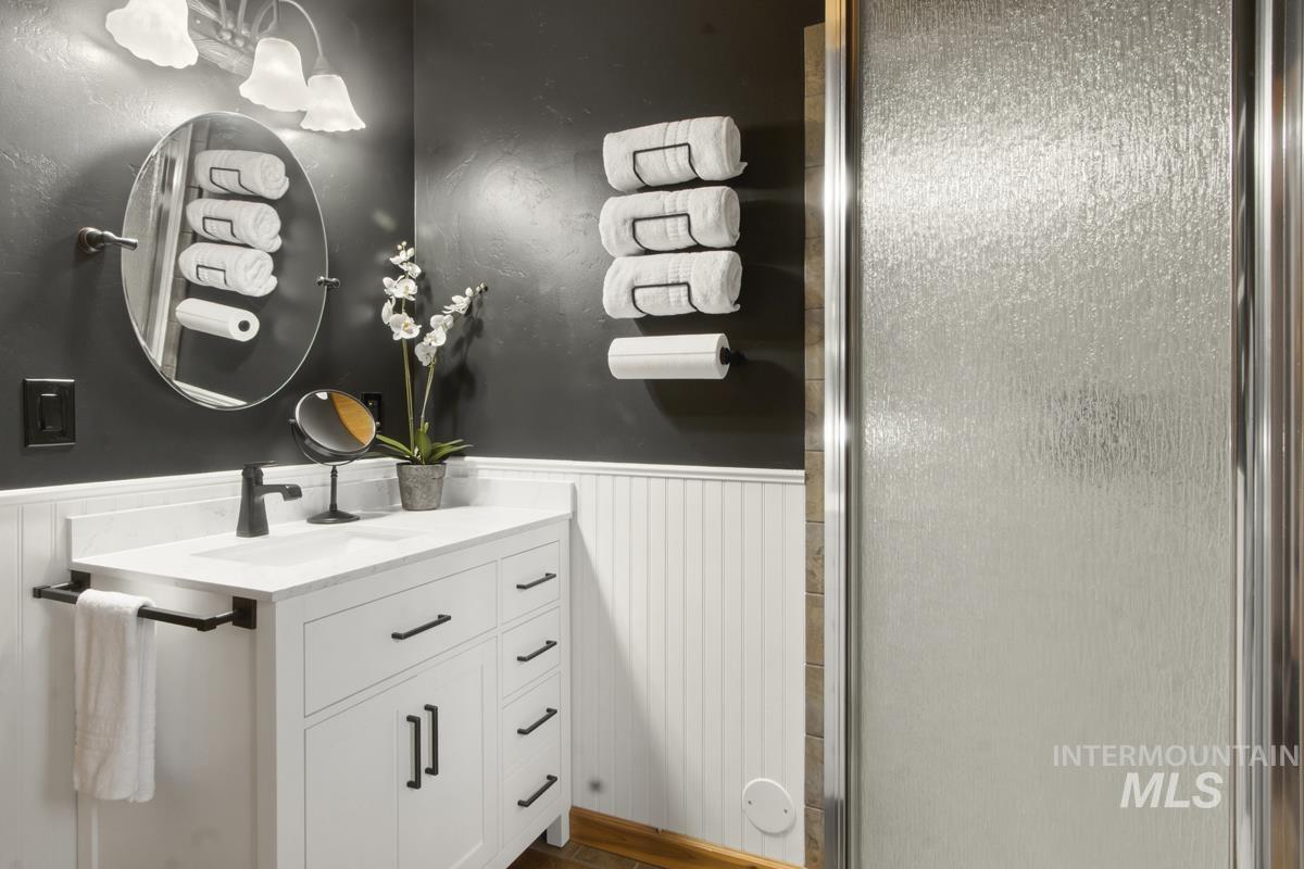 10360 Gamann Drive, Cascade, Idaho 83611, 3 Bedrooms, 4 Bathrooms, Residential For Sale, Price $1,100,000,MLS 98982834