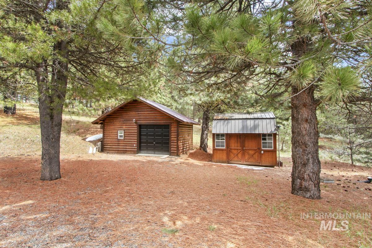 10360 Gamann Drive, Cascade, Idaho 83611, 3 Bedrooms, 4 Bathrooms, Residential For Sale, Price $1,100,000,MLS 98982834