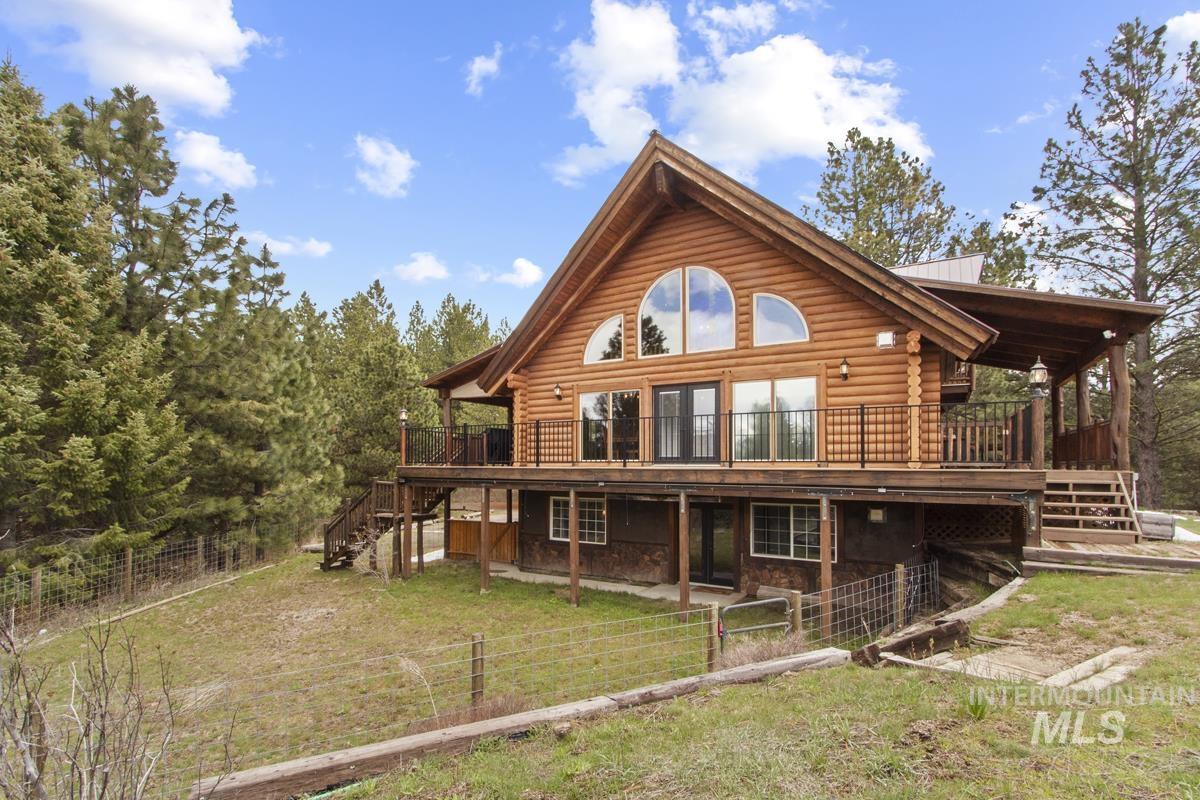 10360 Gamann Drive, Cascade, Idaho 83611, 3 Bedrooms, 4 Bathrooms, Residential For Sale, Price $1,100,000,MLS 98982834