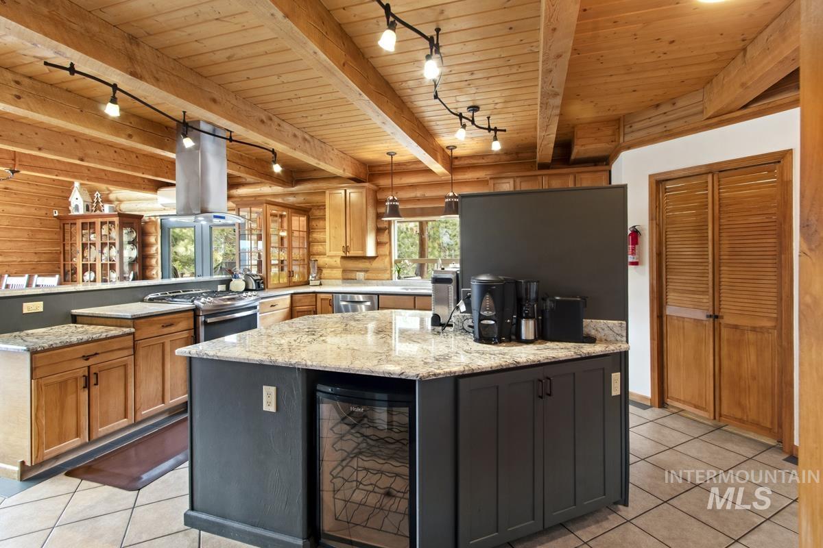 10360 Gamann Drive, Cascade, Idaho 83611, 3 Bedrooms, 4 Bathrooms, Residential For Sale, Price $1,100,000,MLS 98982834