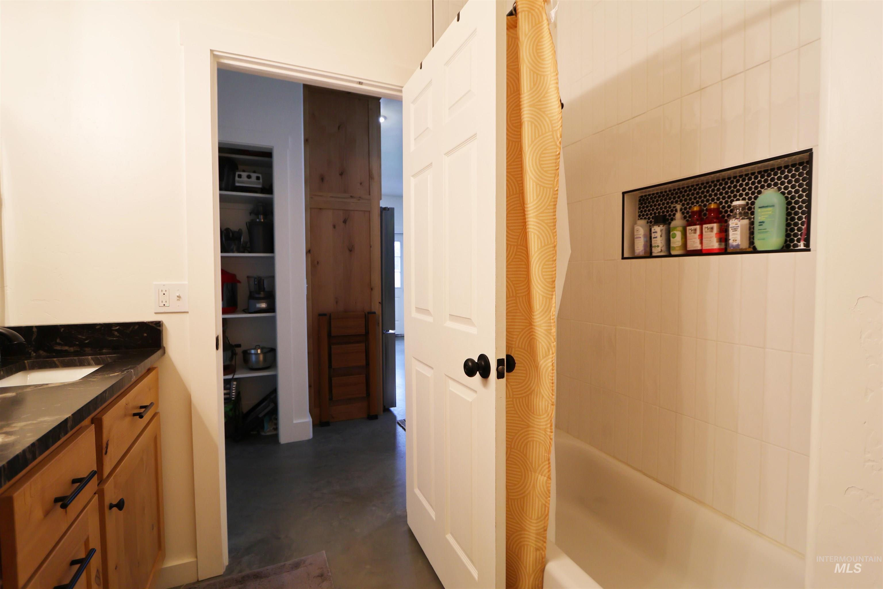 107 Winters Ave, Council, Idaho 83612, 3 Bedrooms, 2 Bathrooms, Residential For Sale, Price $389,000, 98982835