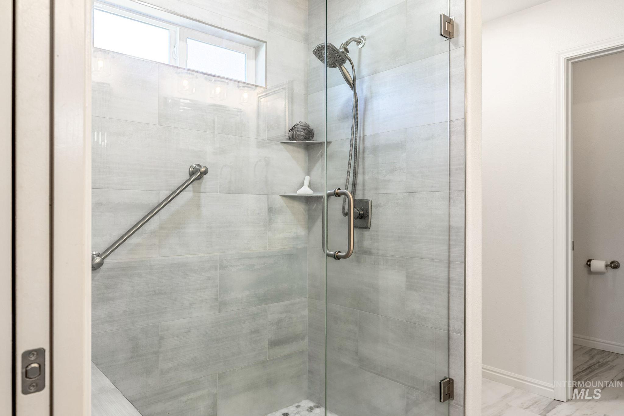 1909 S Sandcrest Way, Nampa, Idaho 83686, 3 Bedrooms, 2 Bathrooms, Residential For Sale, Price $405,000,MLS 98982837