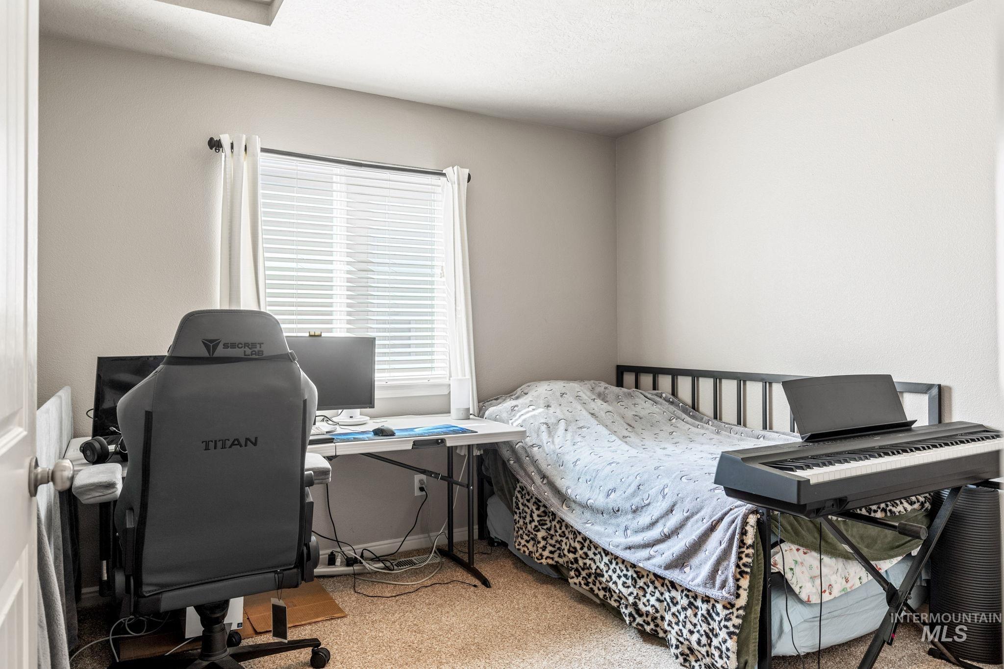 1909 S Sandcrest Way, Nampa, Idaho 83686, 3 Bedrooms, 2 Bathrooms, Residential For Sale, Price $405,000,MLS 98982837