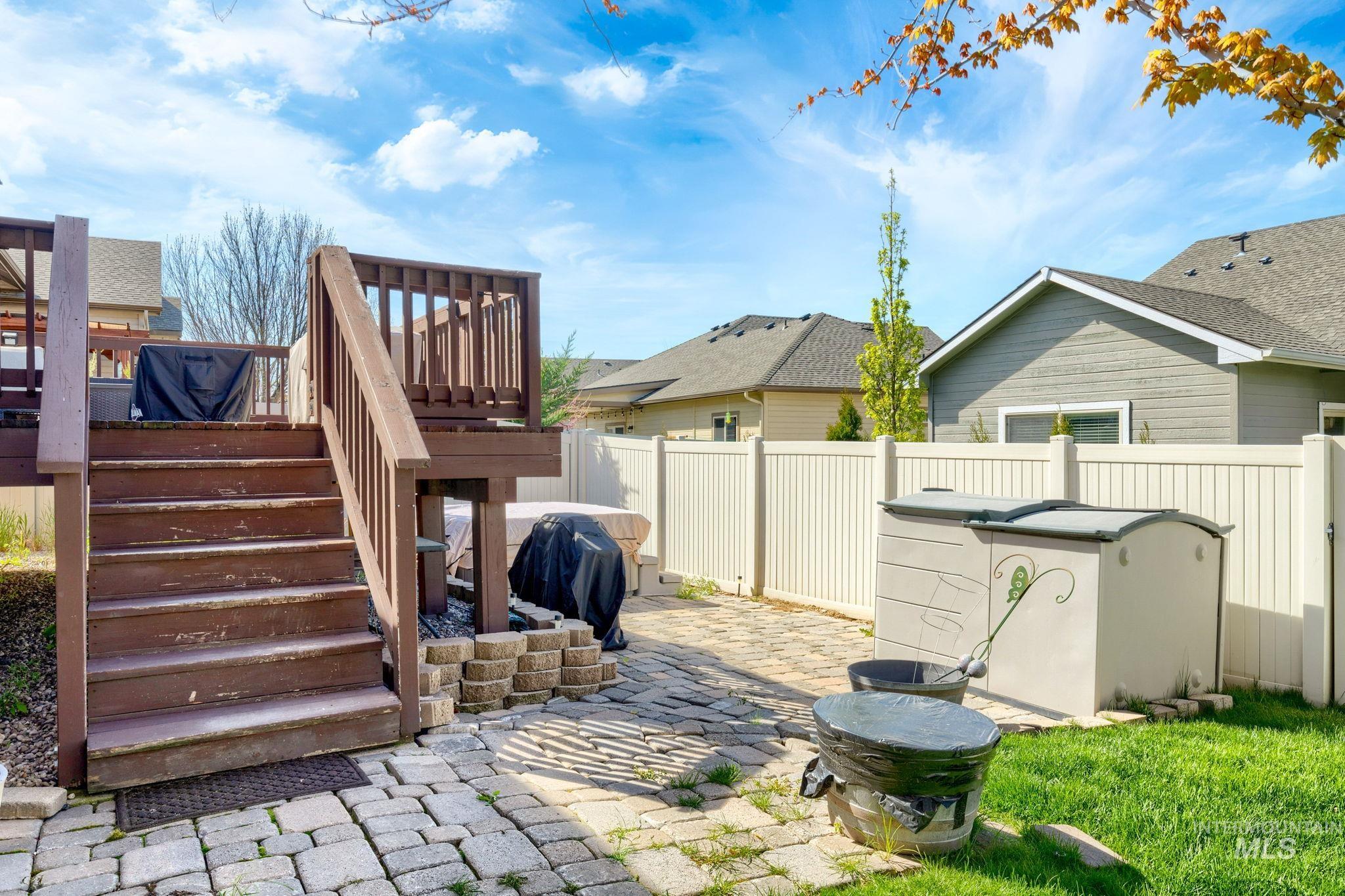 1909 S Sandcrest Way, Nampa, Idaho 83686, 3 Bedrooms, 2 Bathrooms, Residential For Sale, Price $405,000,MLS 98982837