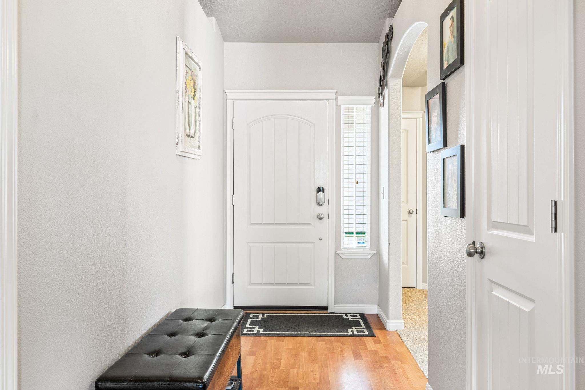 1909 S Sandcrest Way, Nampa, Idaho 83686, 3 Bedrooms, 2 Bathrooms, Residential For Sale, Price $405,000,MLS 98982837