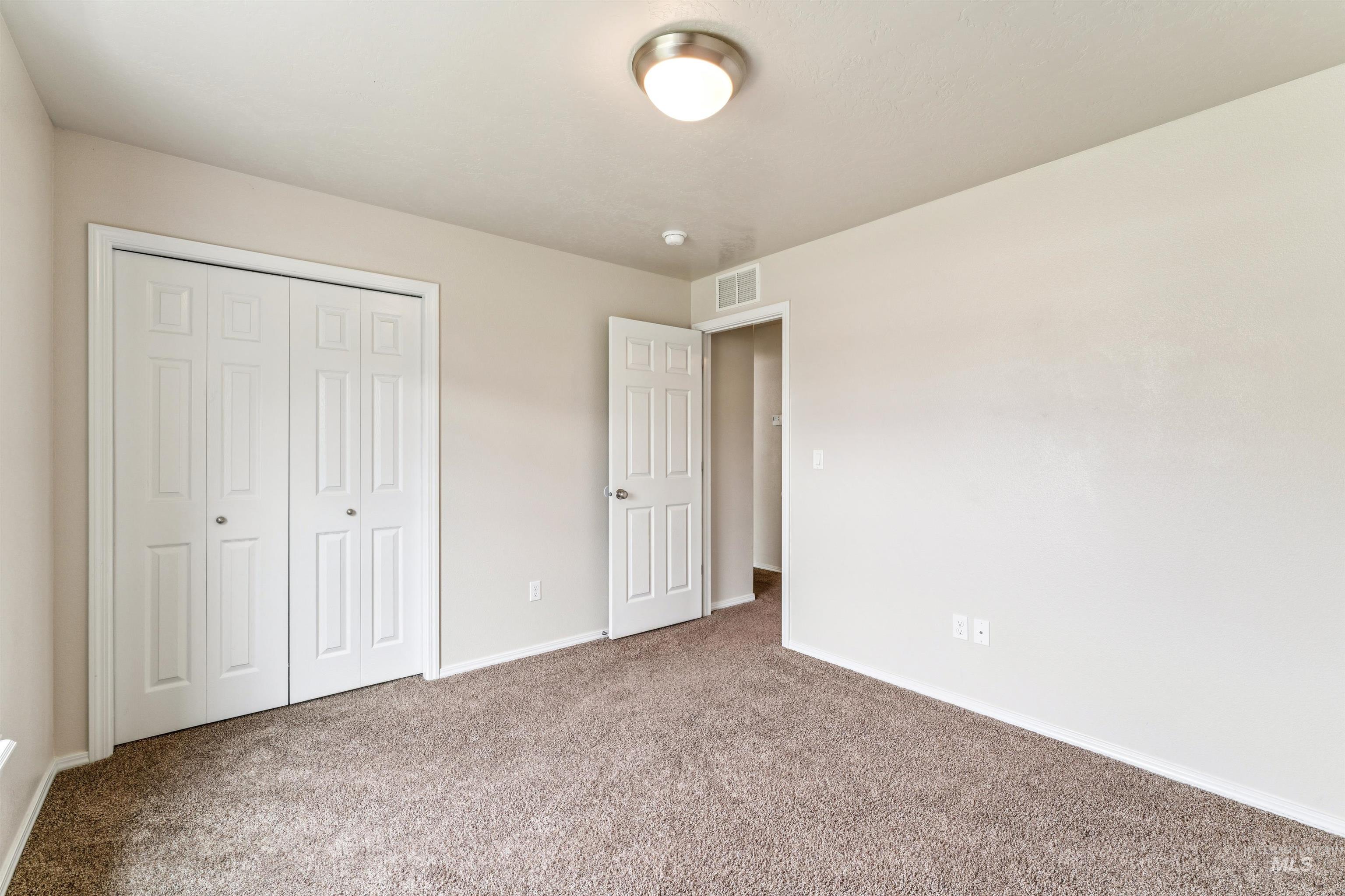 12527 Deadwood Ct, Nampa, Idaho 83651, 4 Bedrooms, 2 Bathrooms, Residential For Sale, Price $426,000,MLS 98982838