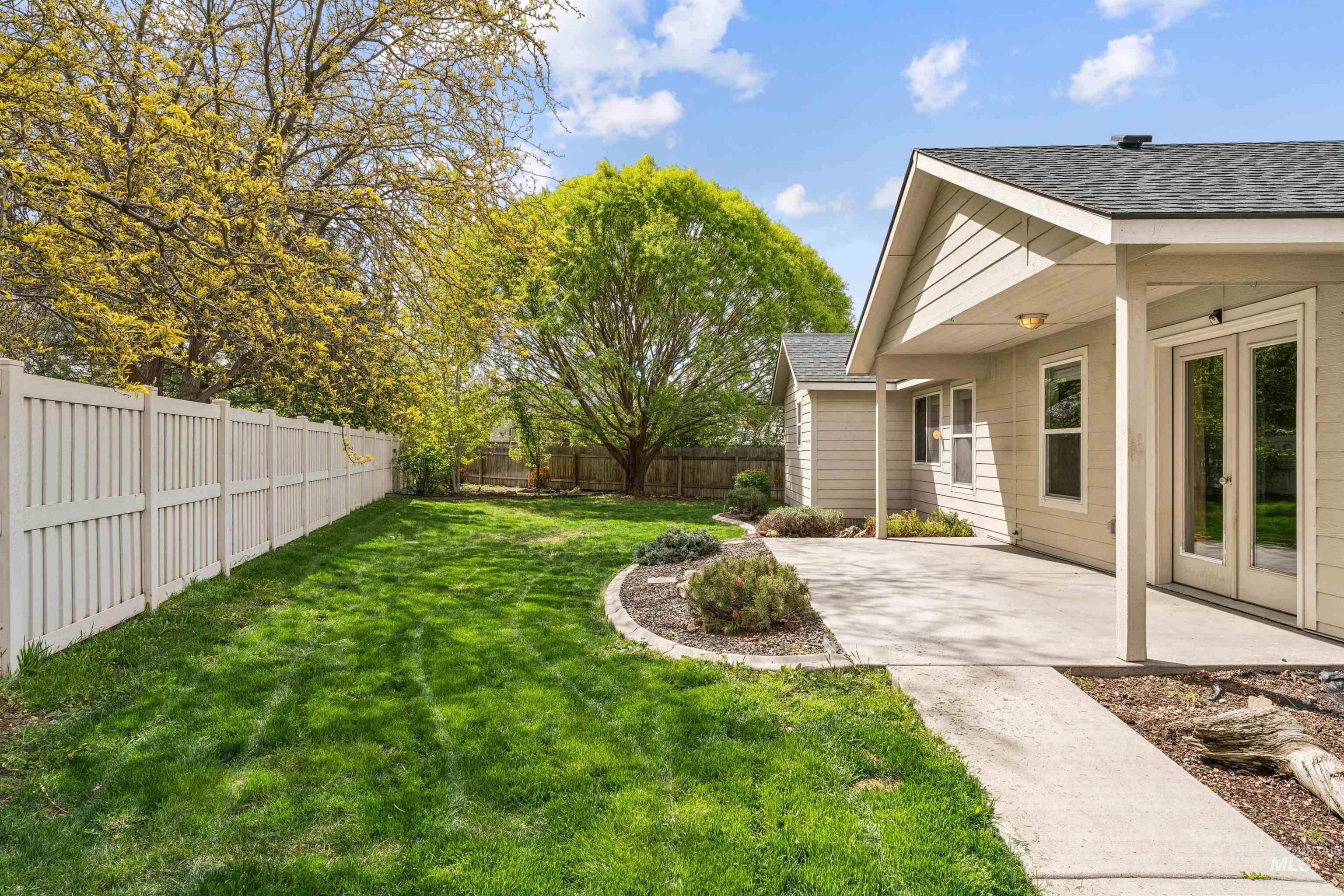 12527 Deadwood Ct, Nampa, Idaho 83651, 4 Bedrooms, 2 Bathrooms, Residential For Sale, Price $426,000,MLS 98982838