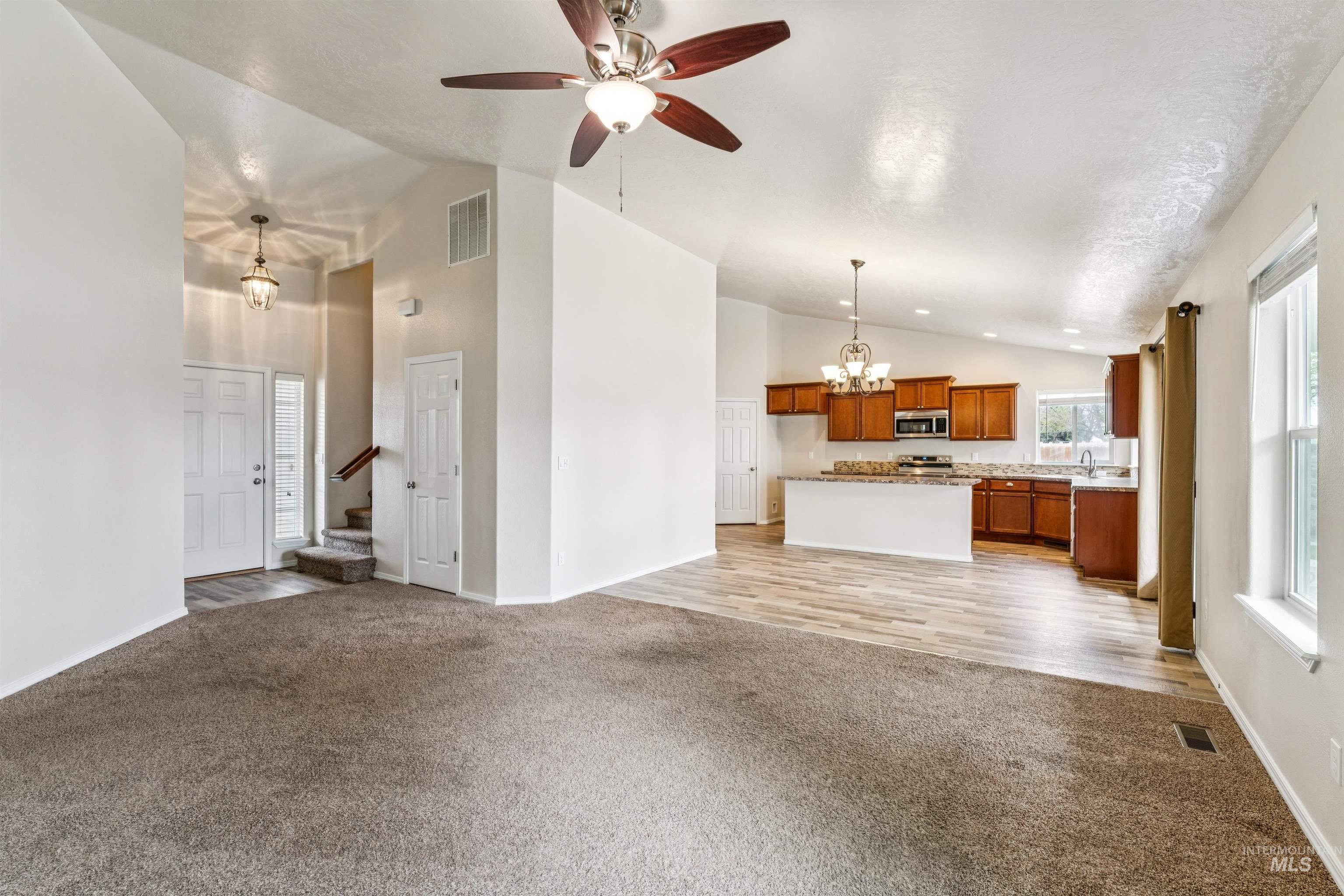 12527 Deadwood Ct, Nampa, Idaho 83651, 4 Bedrooms, 2 Bathrooms, Residential For Sale, Price $426,000,MLS 98982838