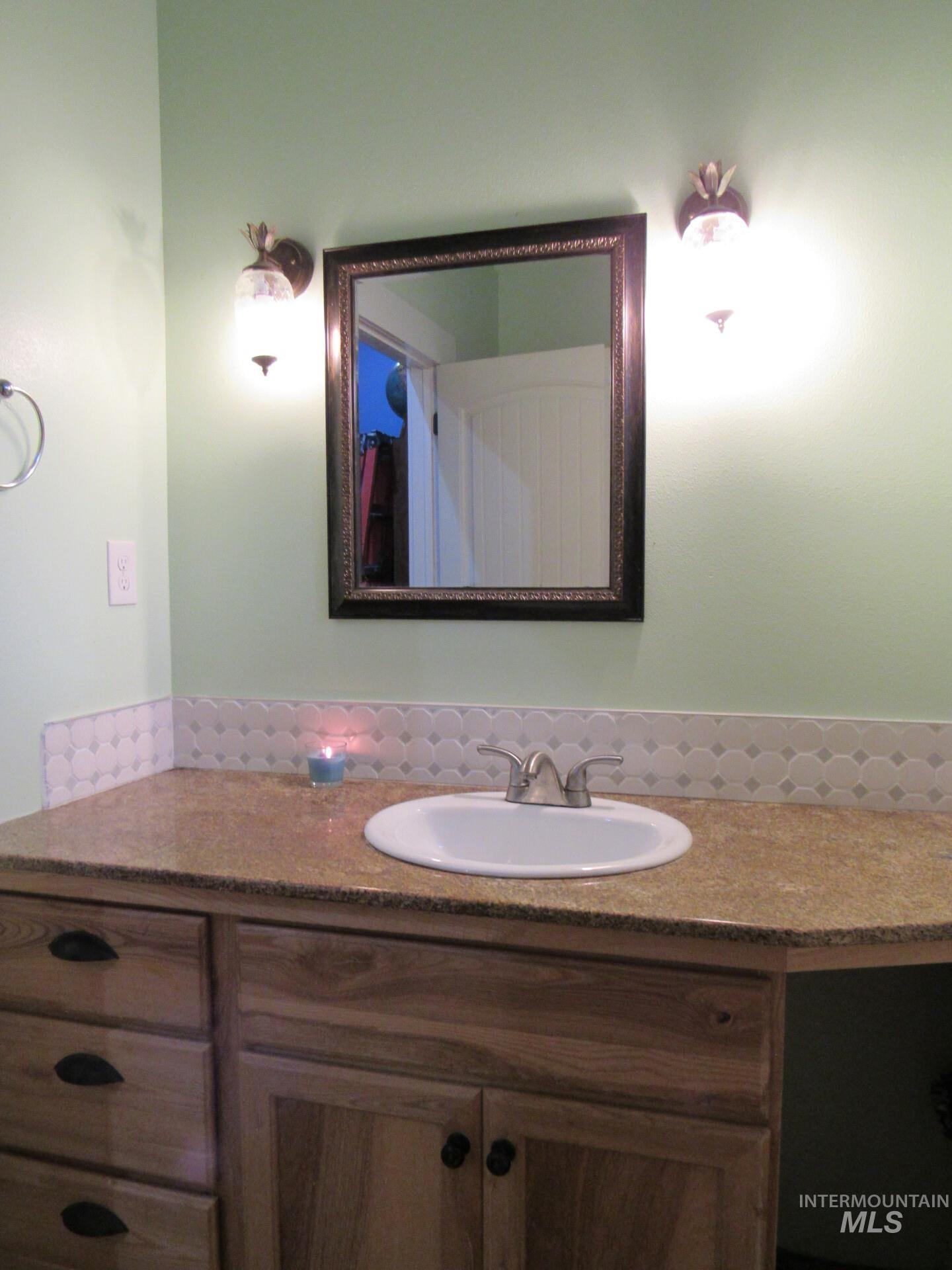 219 Lincoln Ave, Emmett, Idaho 83617, 4 Bedrooms, 2.5 Bathrooms, Residential For Sale, Price $779,999, 98982840