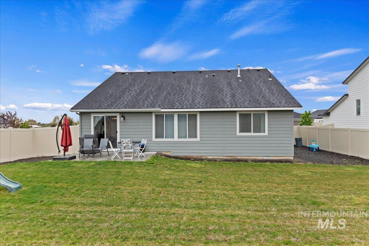 3949 E Jamestown Dr, Nampa, Idaho 83686, 3 Bedrooms, 2 Bathrooms, Residential For Sale, Price $390,000,MLS 98982842