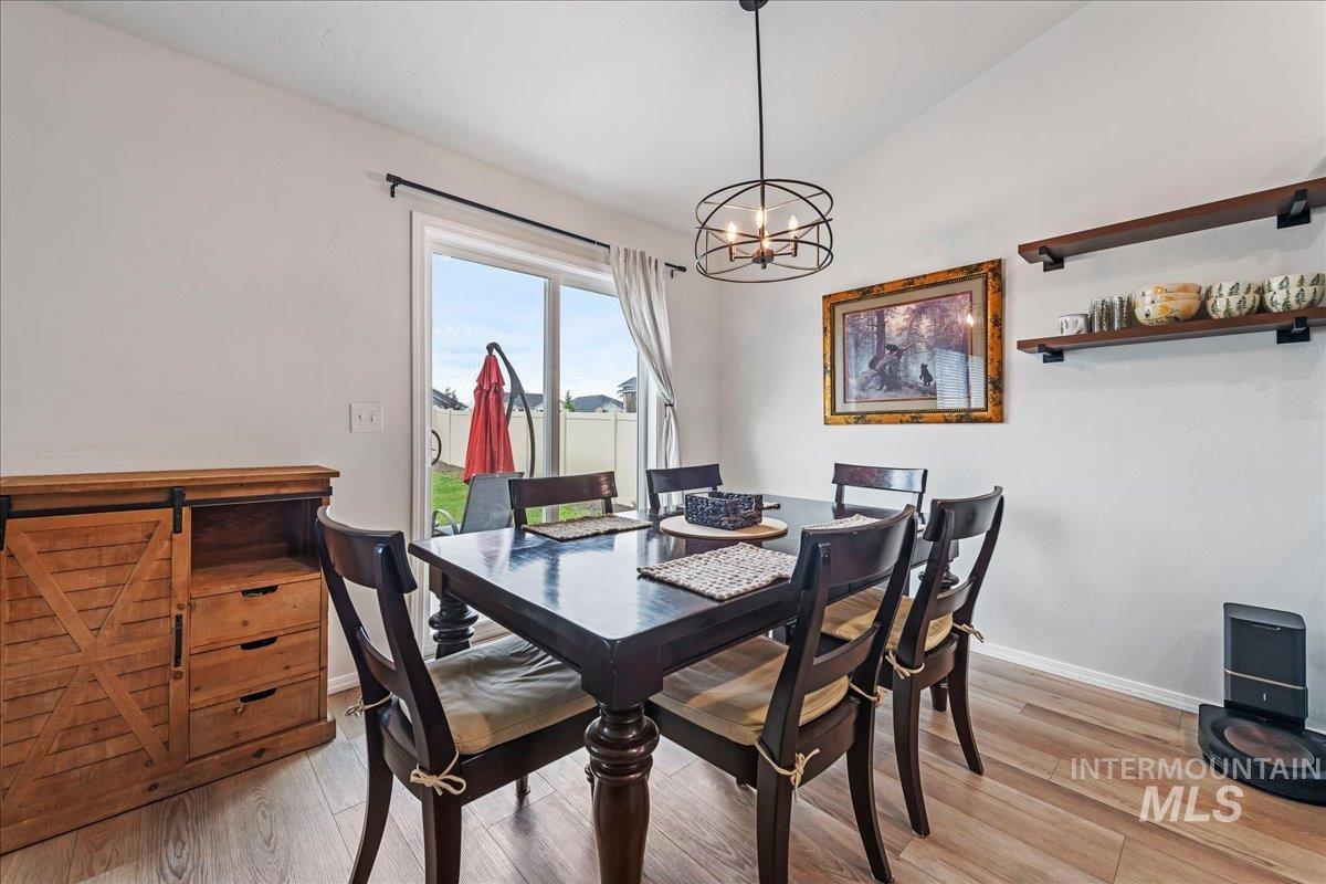 3949 E Jamestown Dr, Nampa, Idaho 83686, 3 Bedrooms, 2 Bathrooms, Residential For Sale, Price $390,000,MLS 98982842