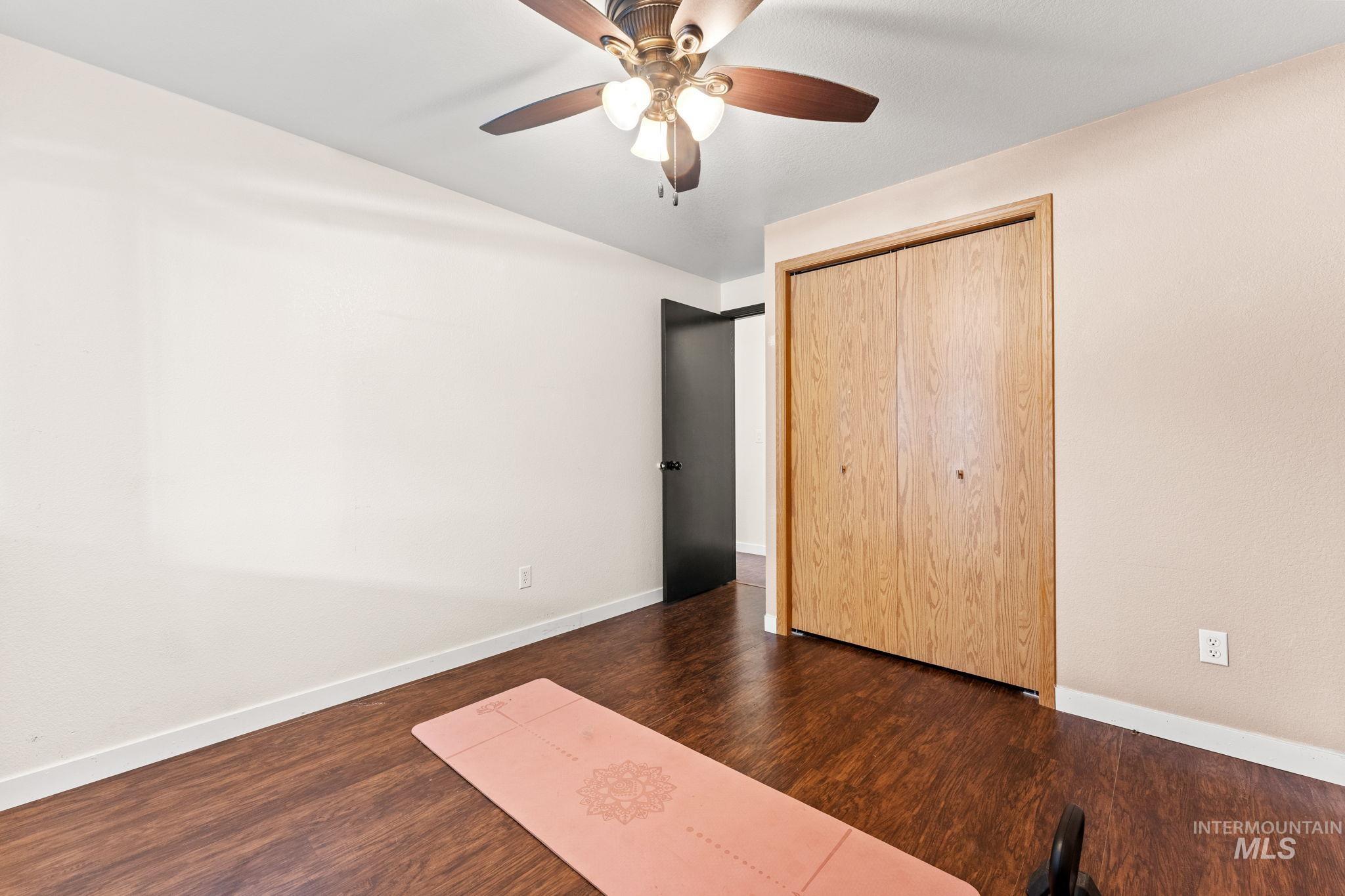 818 S Wild Phlox Pl, Boise, Idaho 83709, 3 Bedrooms, 2 Bathrooms, Residential For Sale, Price $444,900,MLS 98982843