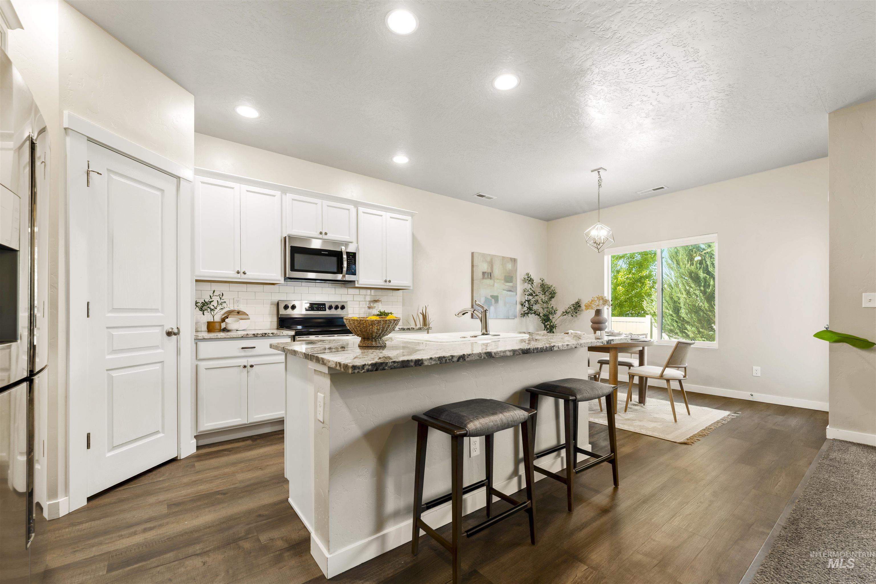 1710 W Henrys Fork Drive, Meridian, Idaho 83642, 3 Bedrooms, 2 Bathrooms, Residential For Sale, Price $494,900,MLS 98982845